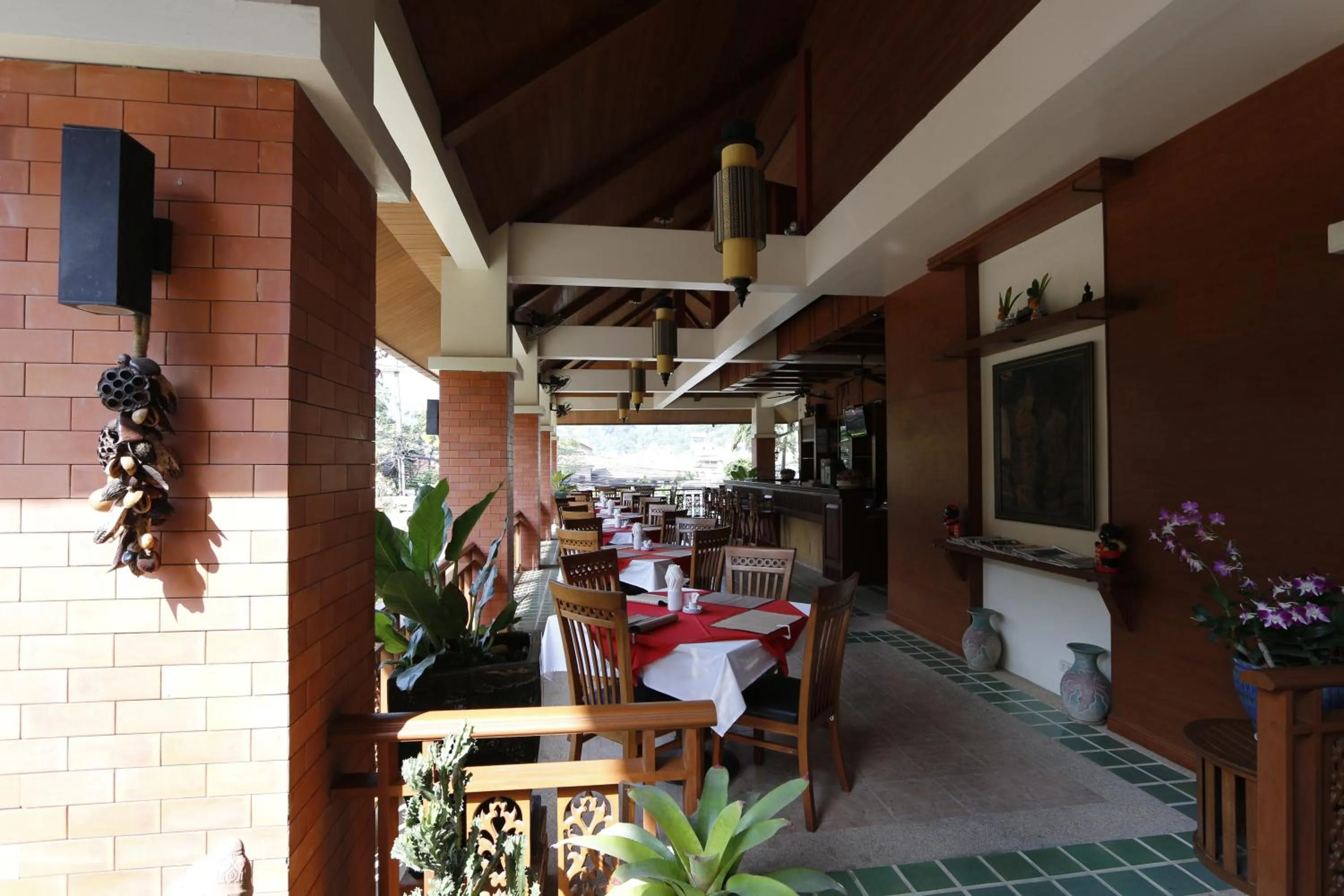 Restaurant/places to eat in Sun Hill Hotel Patong