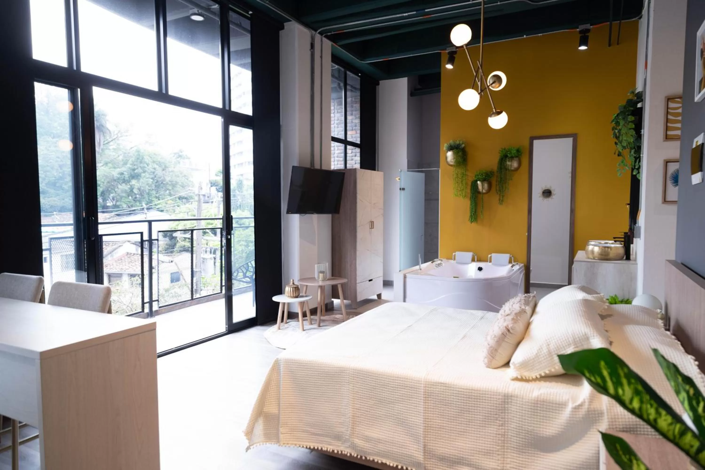 Bed in Royal Living Poblado