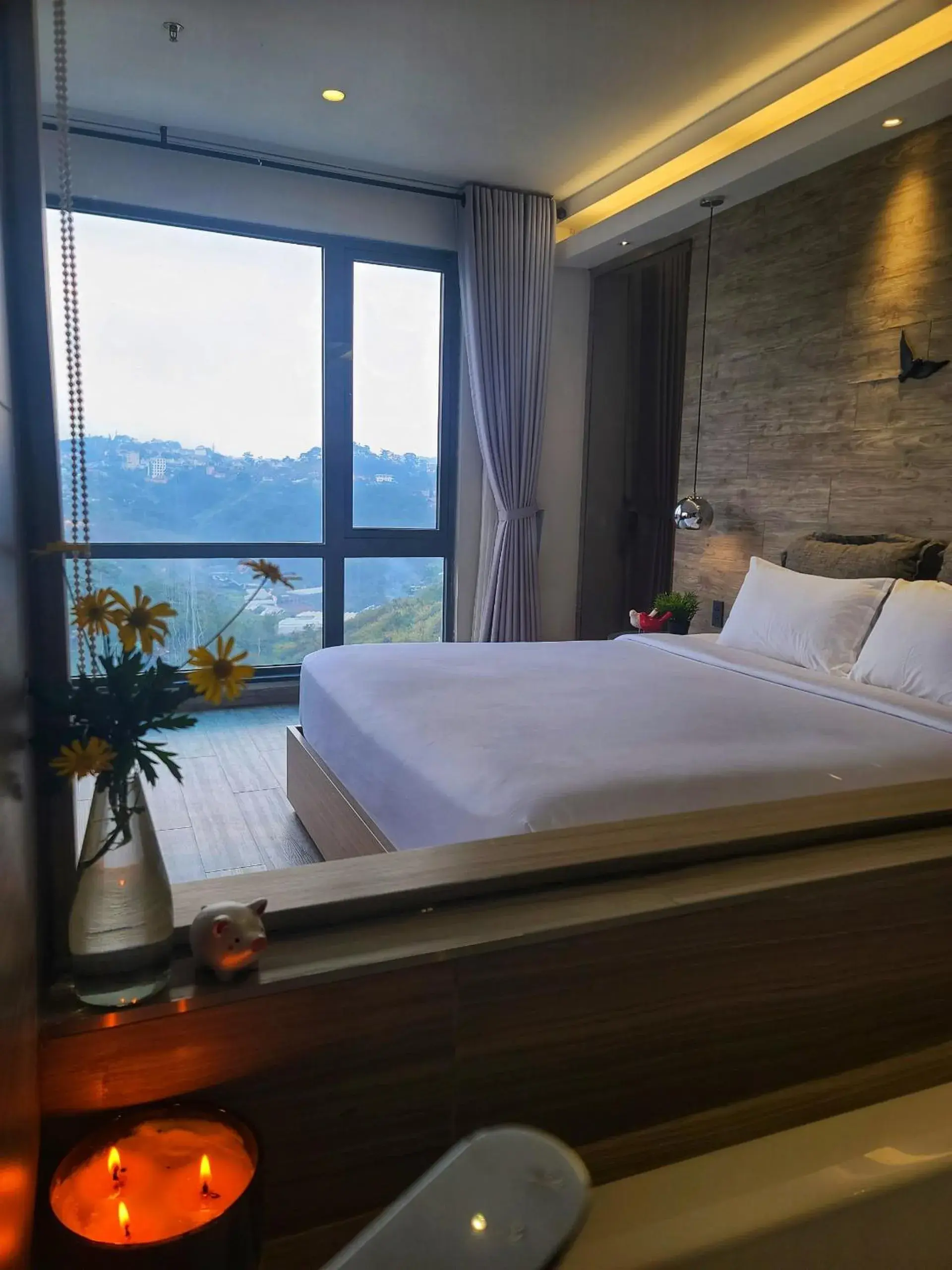 Bed in The Luxe Da Lat Bed in The Luxe Da Lat