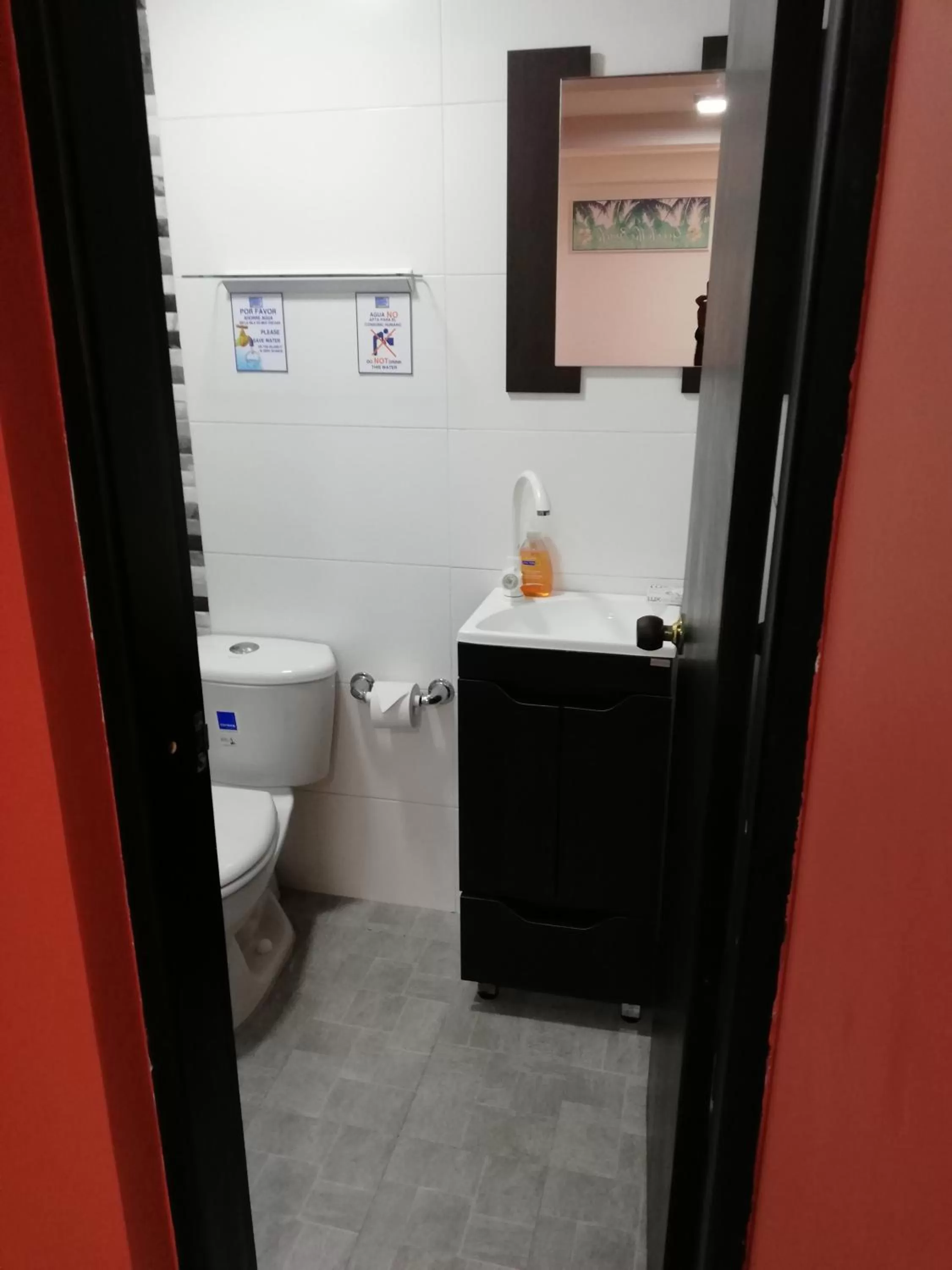 Bathroom in Posada Smith Town