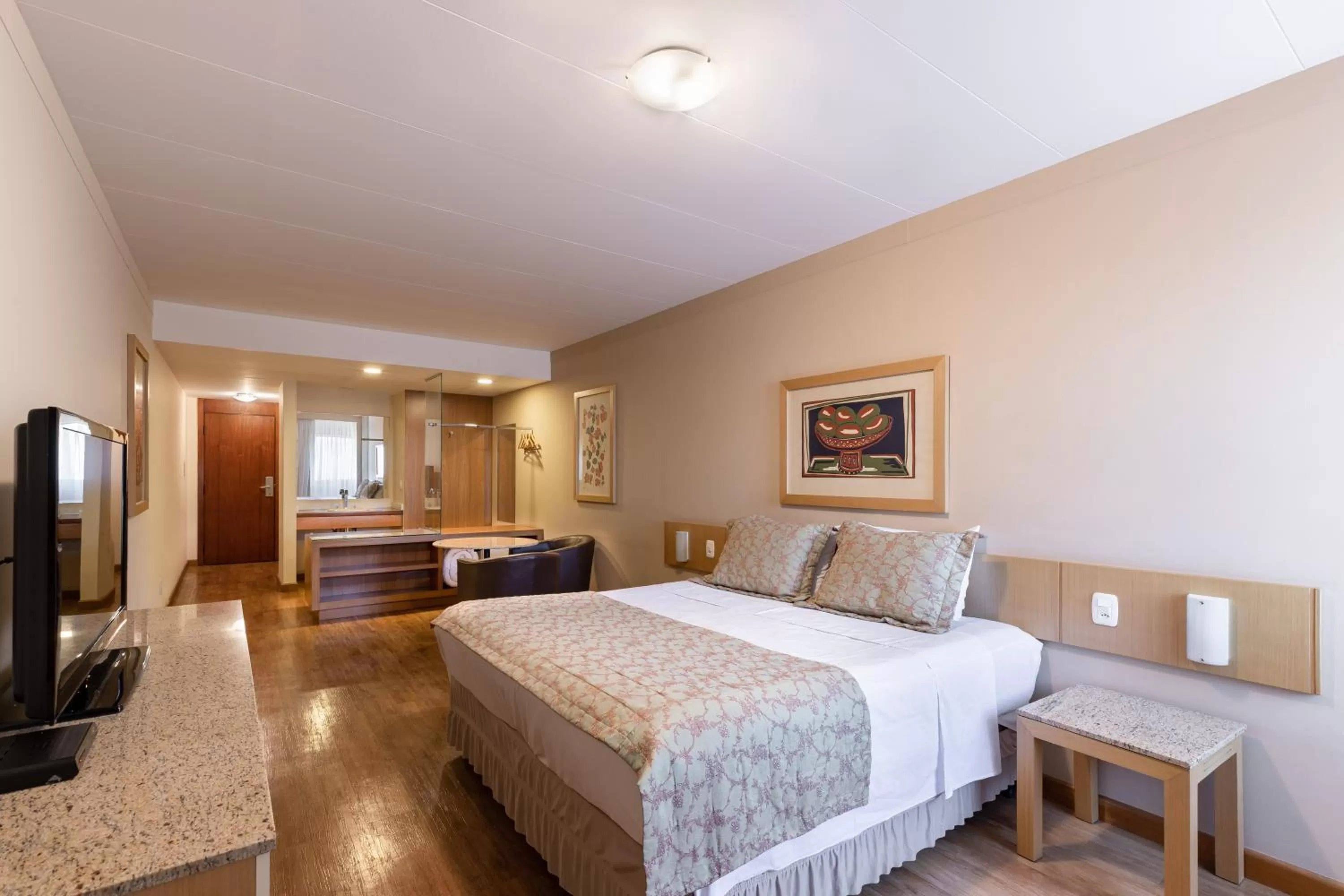 Bed in Hotel Crystal