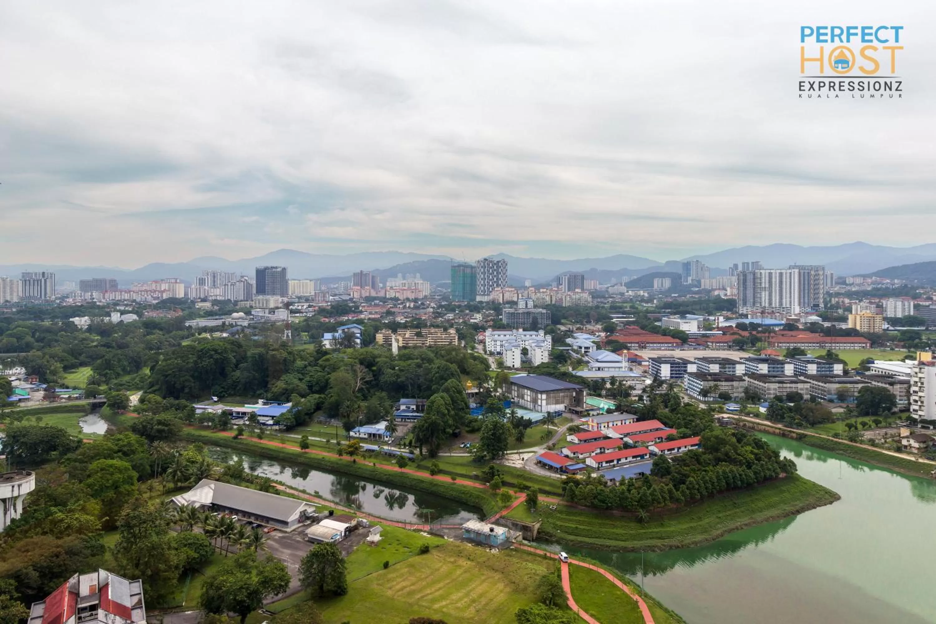 Day in Expressionz Suites KL by Perfect Host