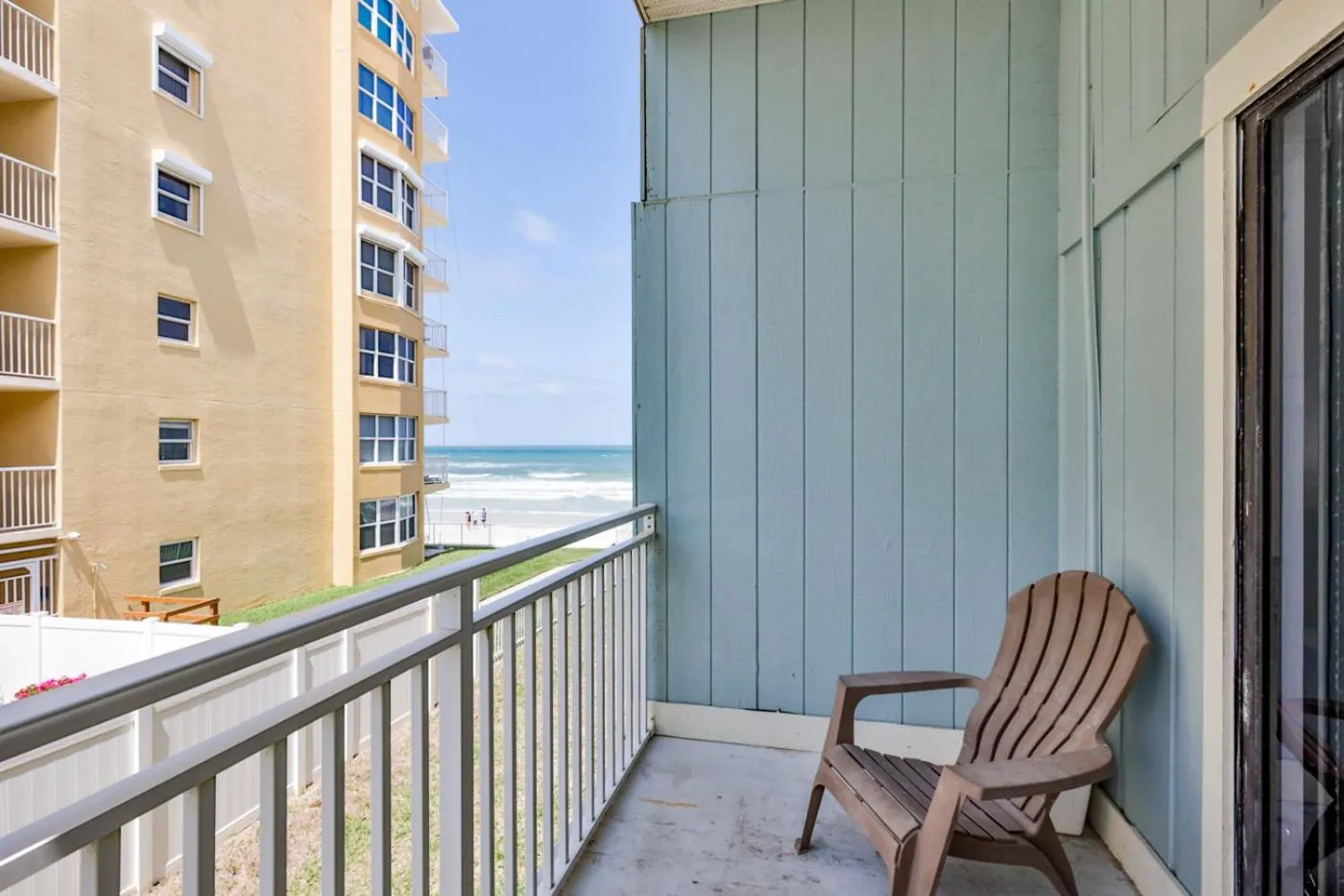Balcony/Terrace in Coastal Waters