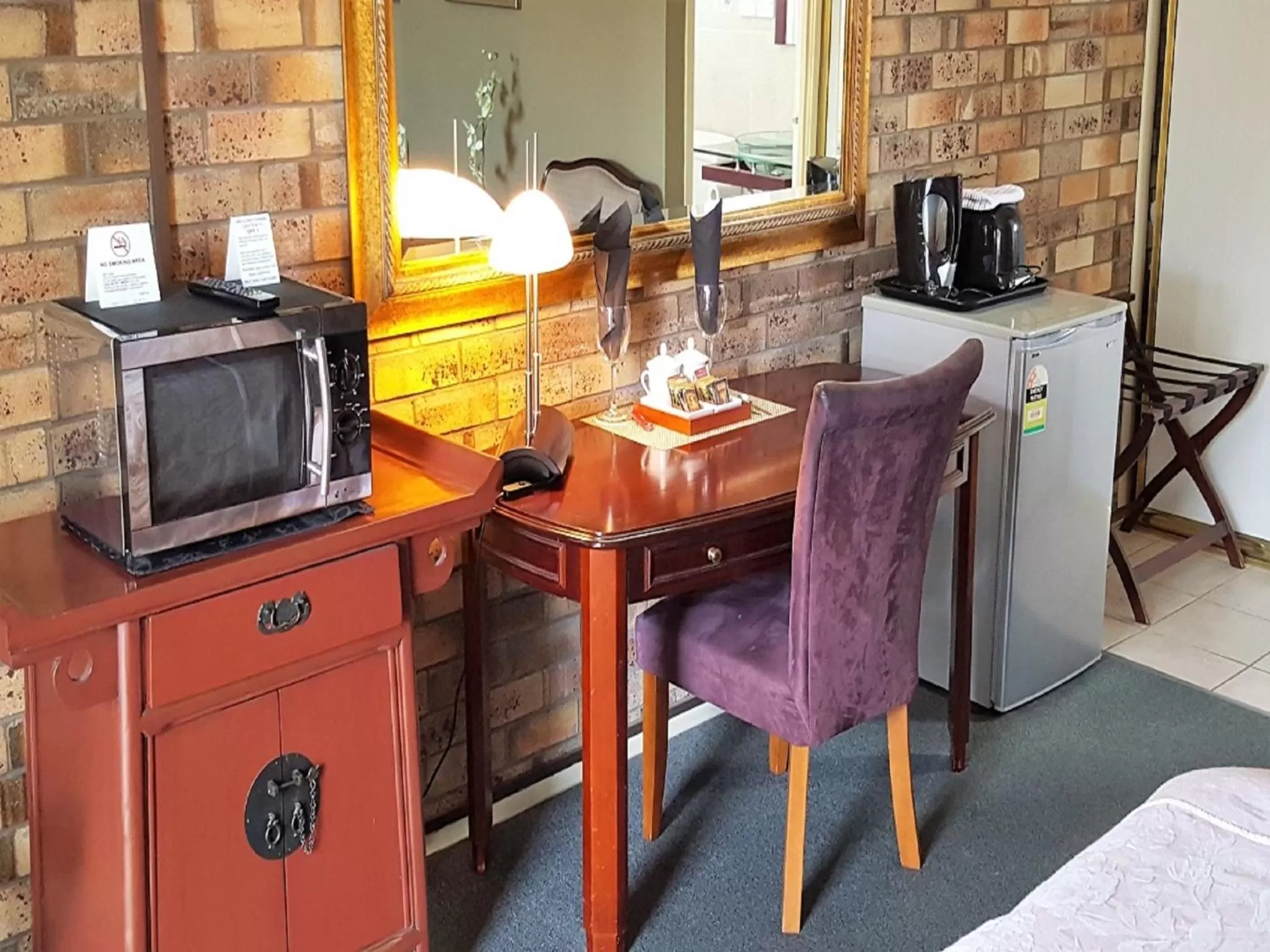 Decorative detail in Centrepoint Midcity Motor Inn