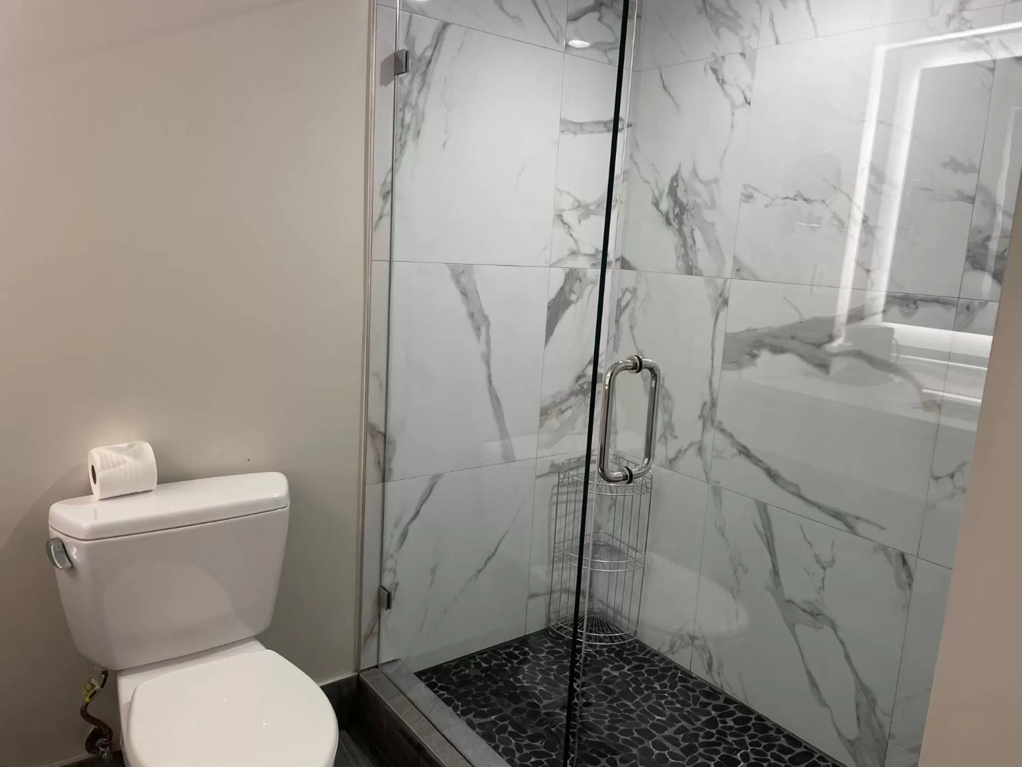 Hi View Inn & Suites