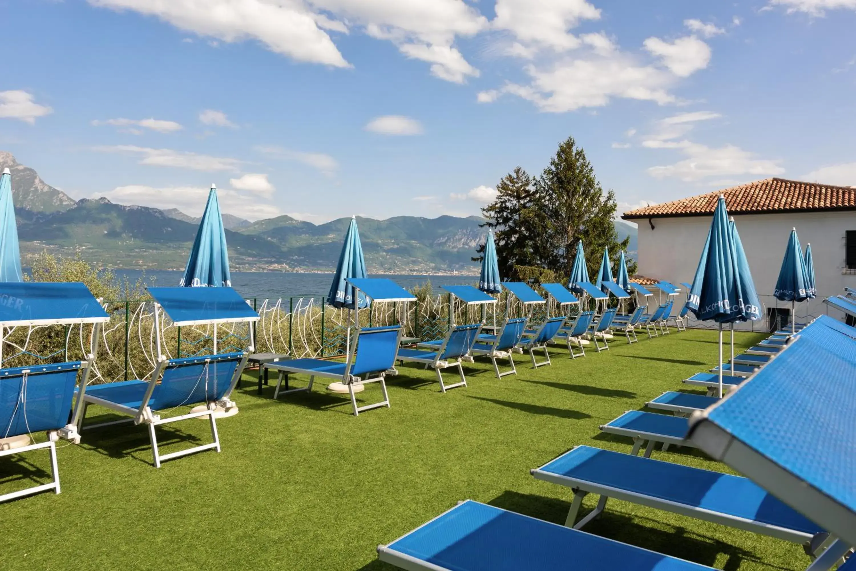 Balcony/Terrace, Swimming Pool in Hotel Internazionale