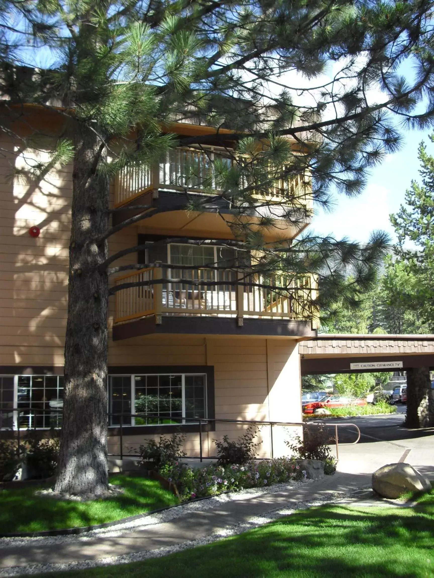 Facade/entrance, Property Building in The Tahoe Beach & Ski Club Owners Association