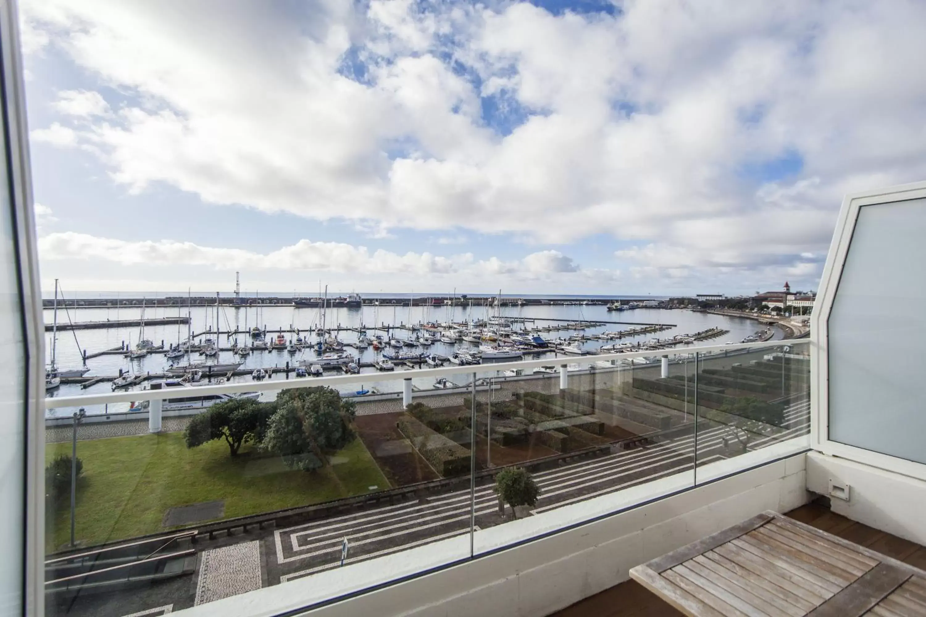 Balcony/Terrace in Hotel Gaivota Azores