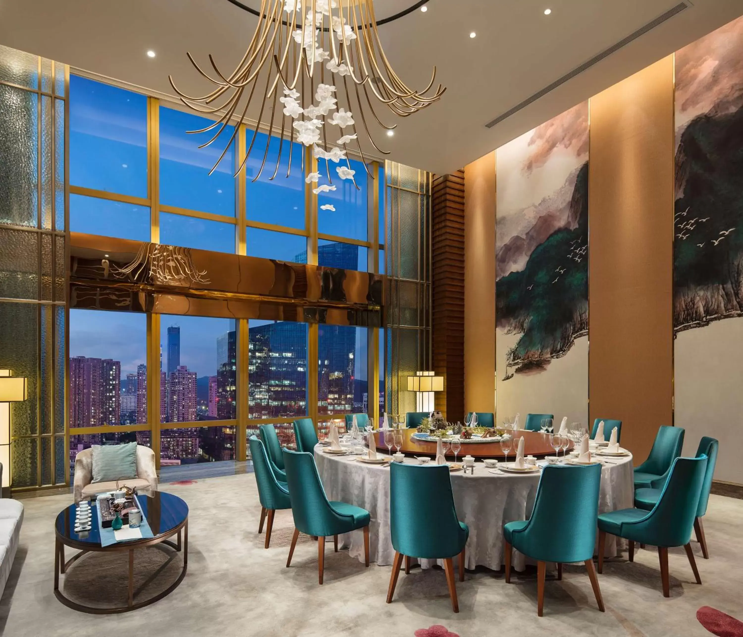 Restaurant/Places to Eat in Hilton Shenzhen Futian, Metro Station at Hotel Front Door, Close to Futian Convention & Exhibition Center