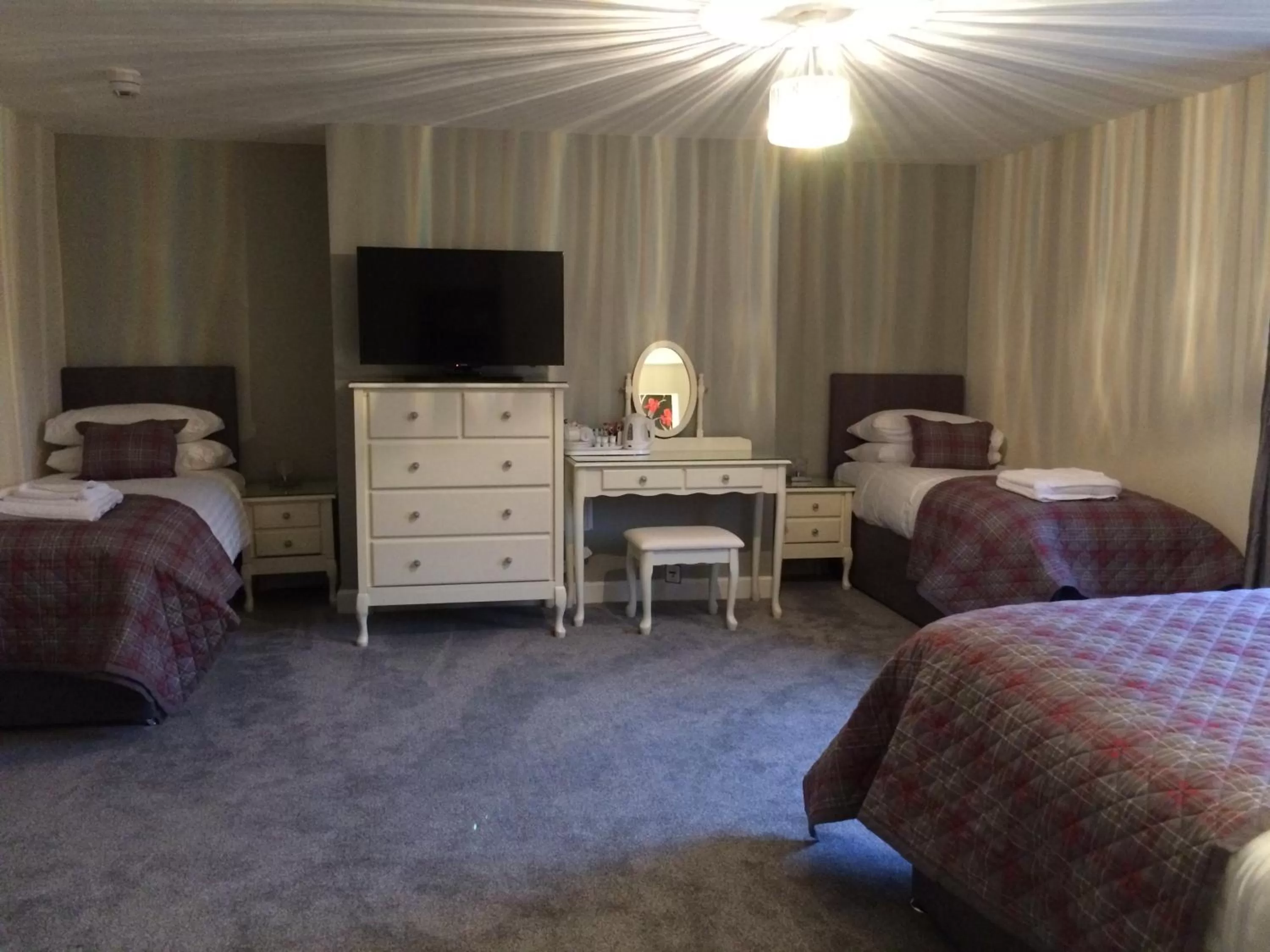 Bed in The Eagles Hotel