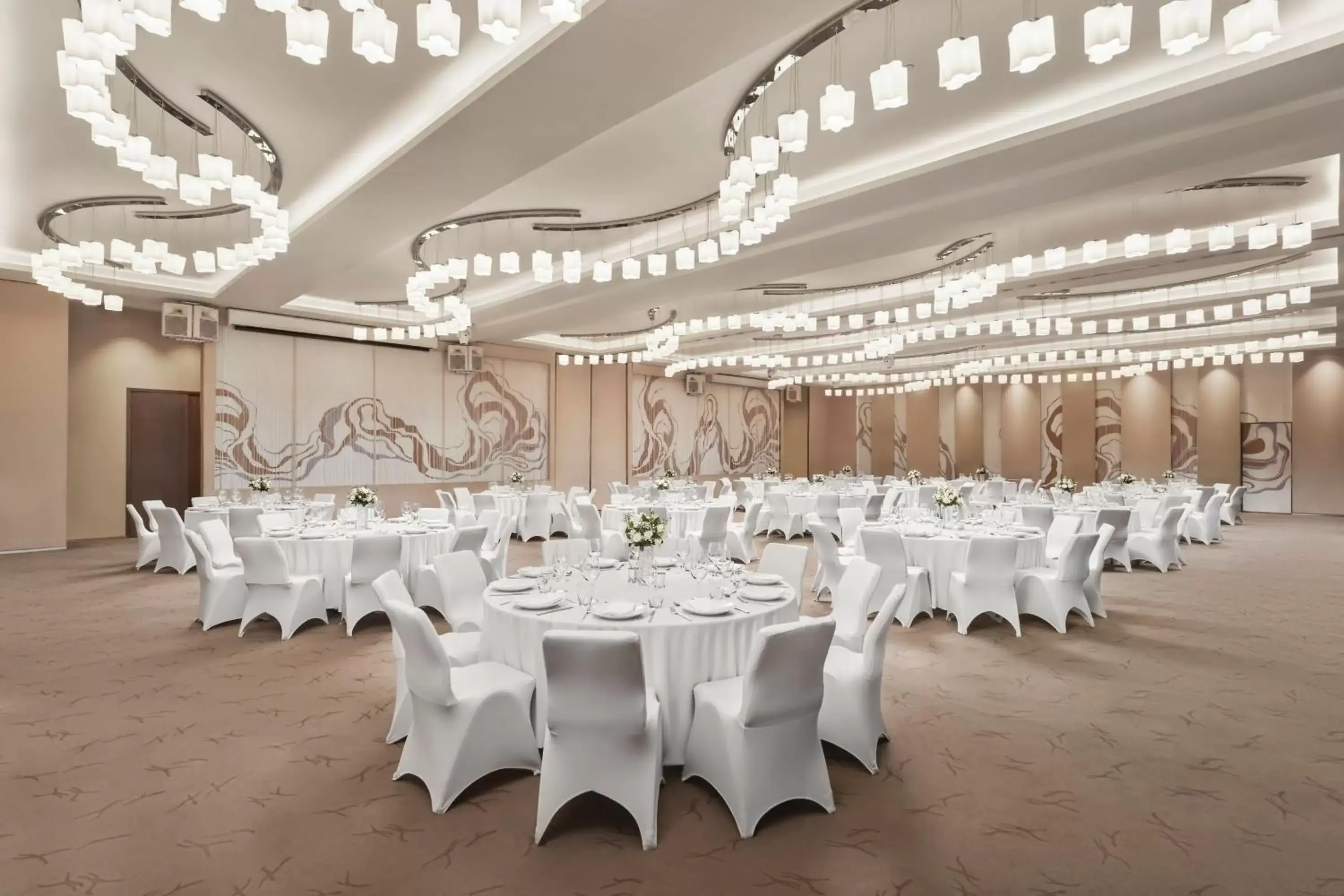 Meeting/conference room, Banquet Facilities in Le Méridien Saigon