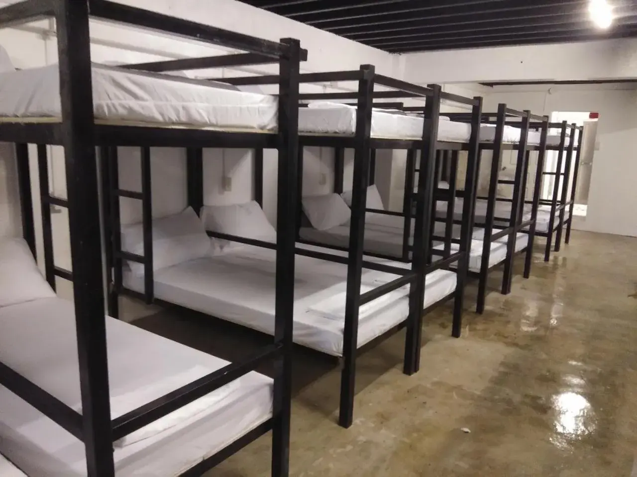 bunk bed in Dormitels.ph UST