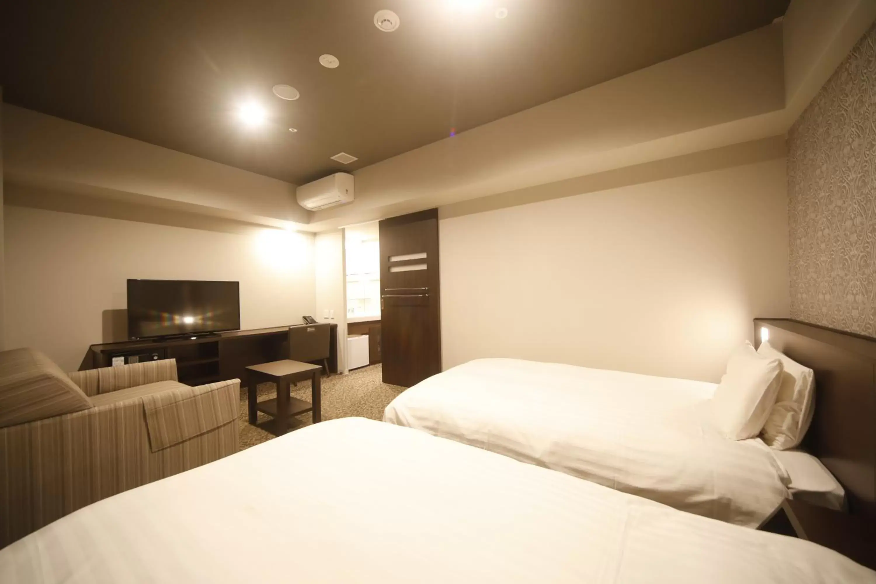 Photo of the whole room, Bed in Dormy Inn Premium Osaka Kitahama