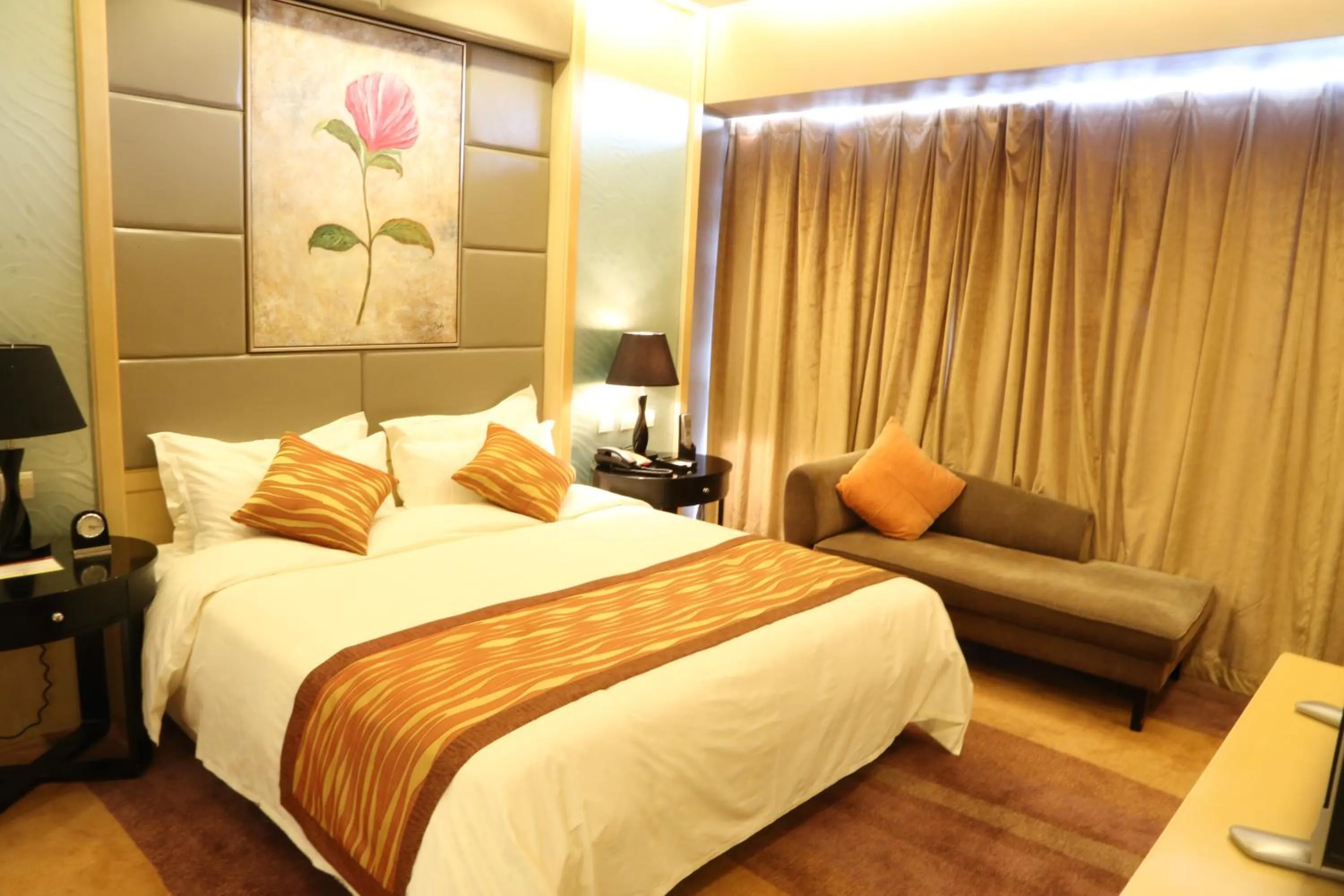 Photo of the whole room in Wenjin Hotel, Beijing