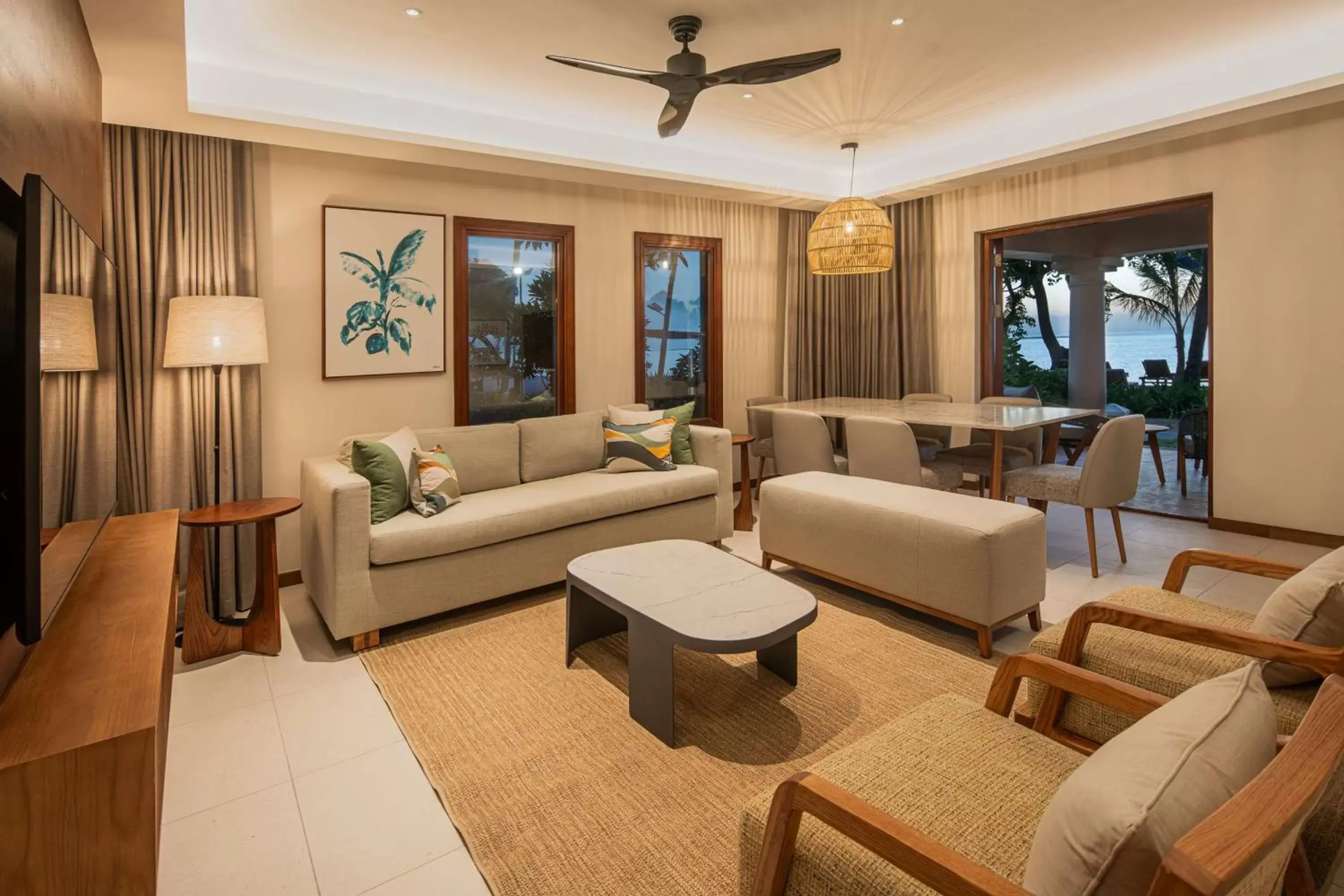 Living room, Seating Area in Hilton Mauritius Resort & Spa