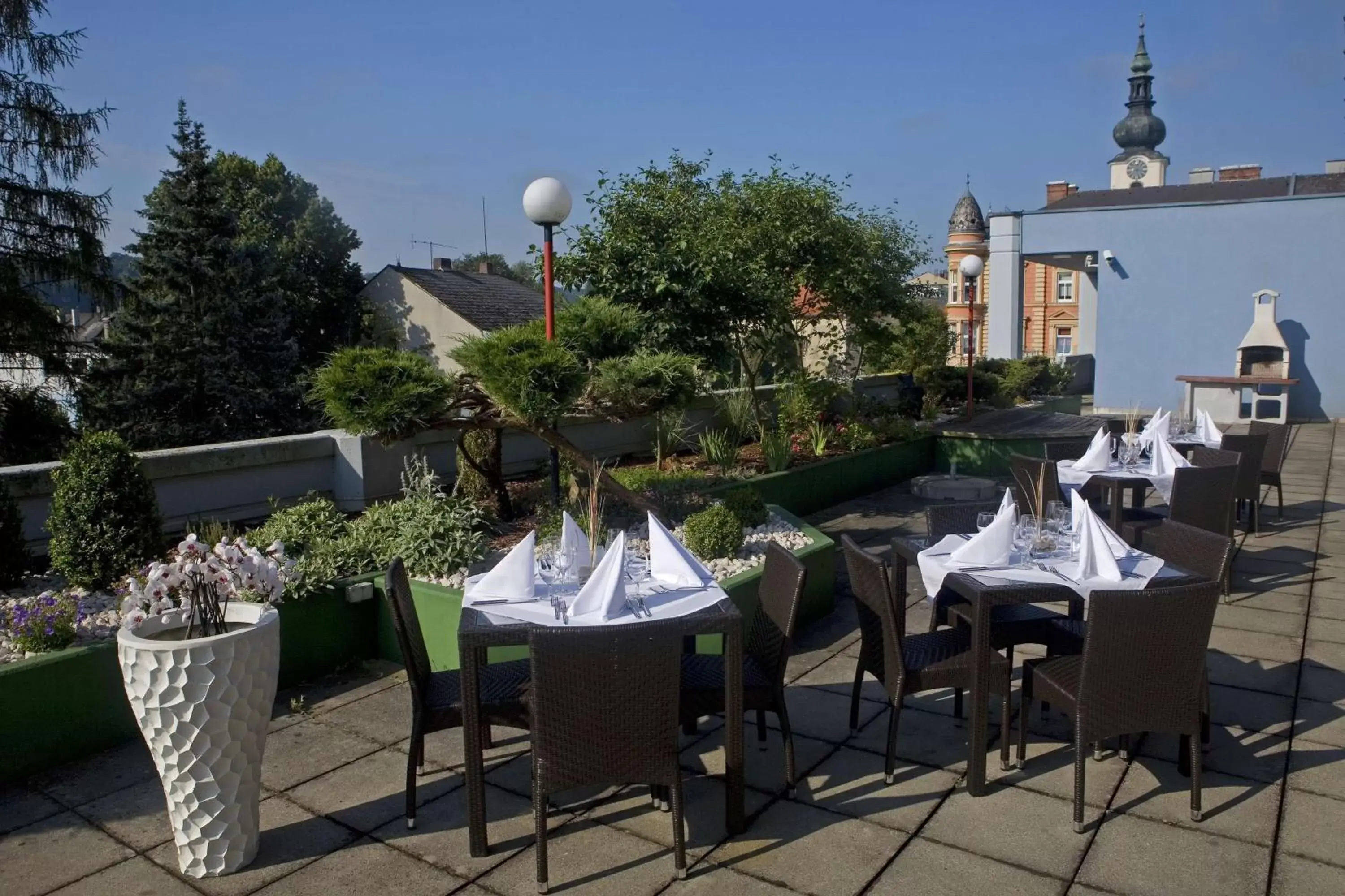 Lounge or bar, Restaurant/Places to Eat in Best Western Plaza Hotel Wels