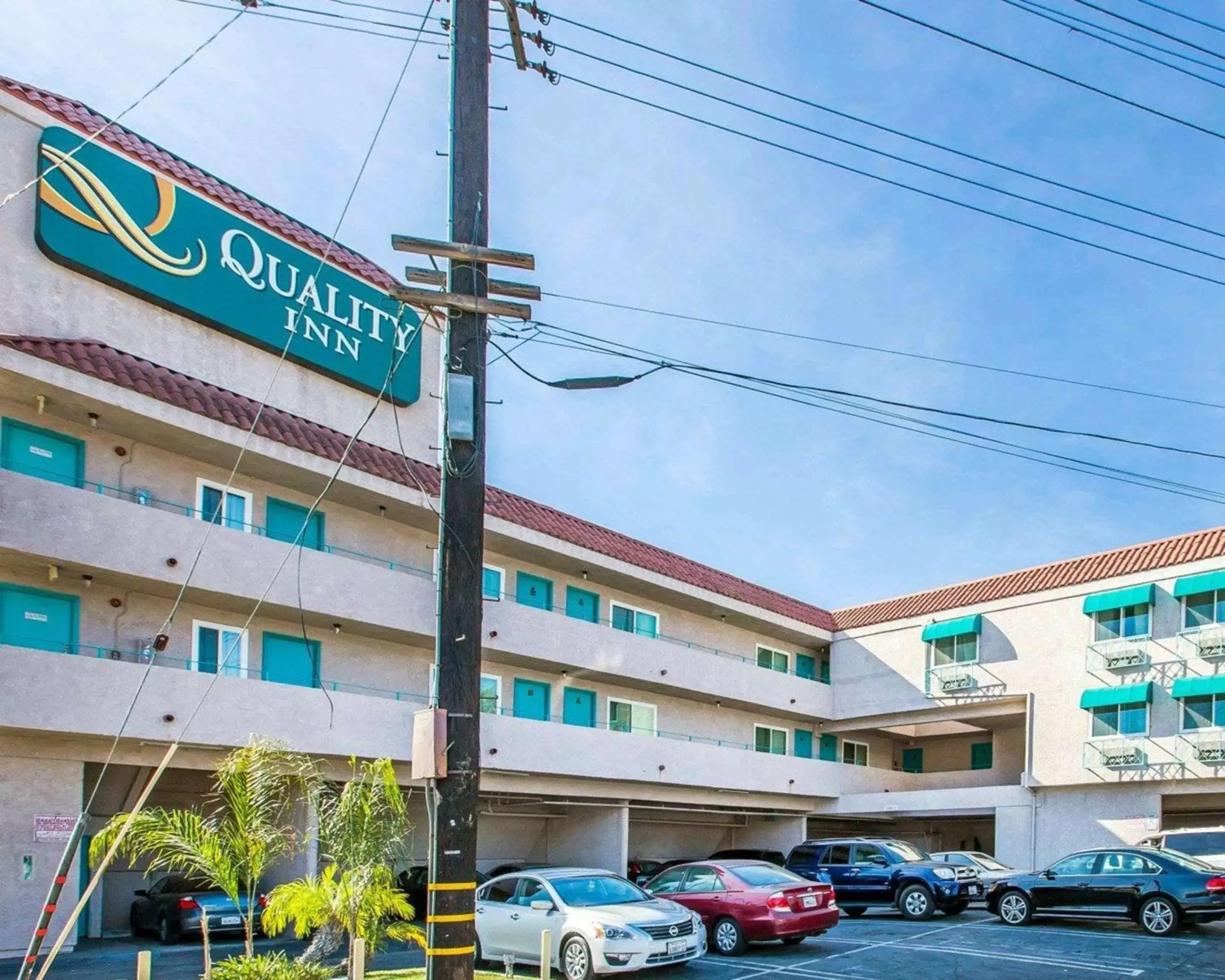 Property Building in Quality Inn Burbank Airport