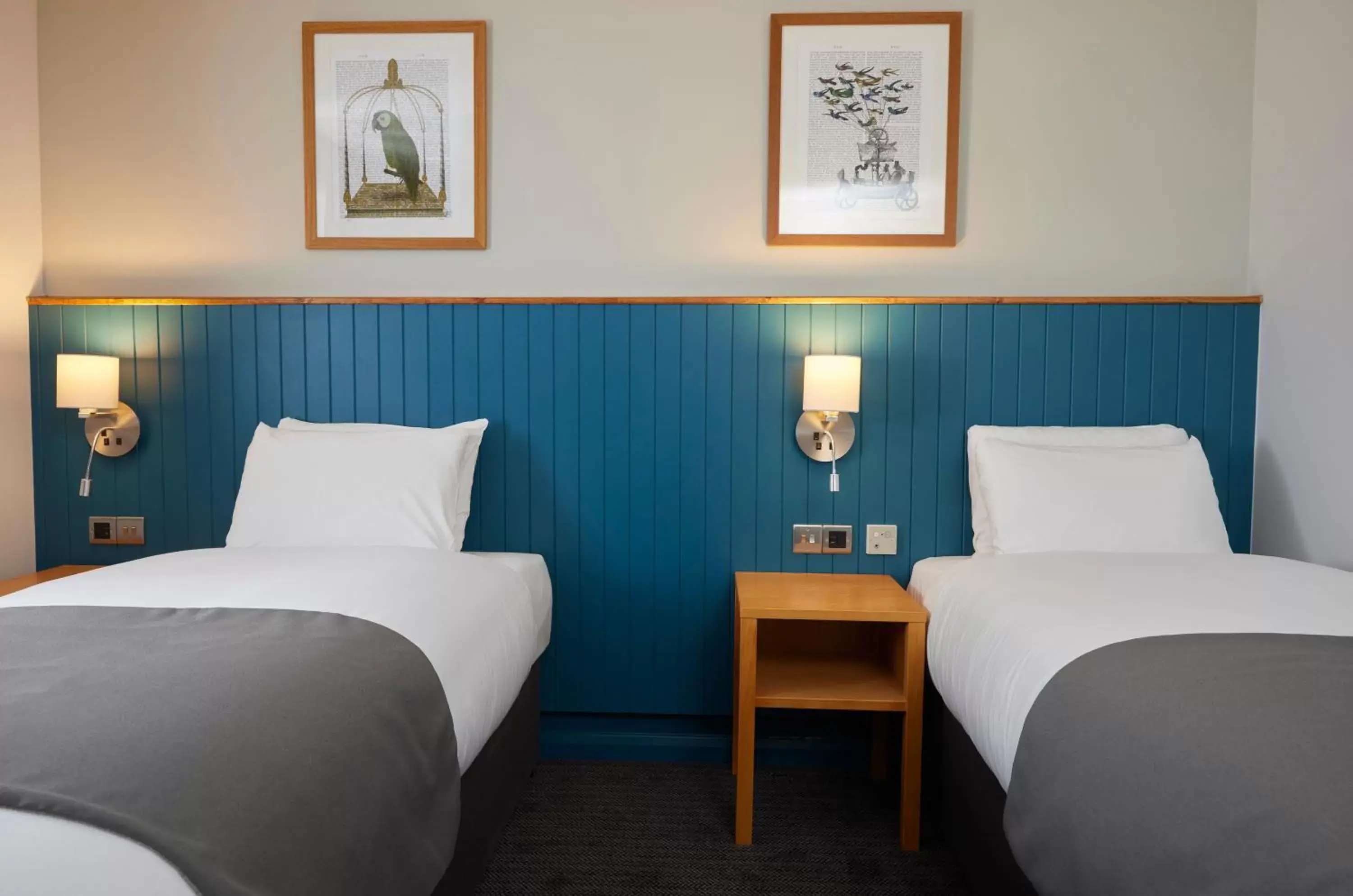 Bedroom, Bed in Holmfield Arms by Greene King Inns