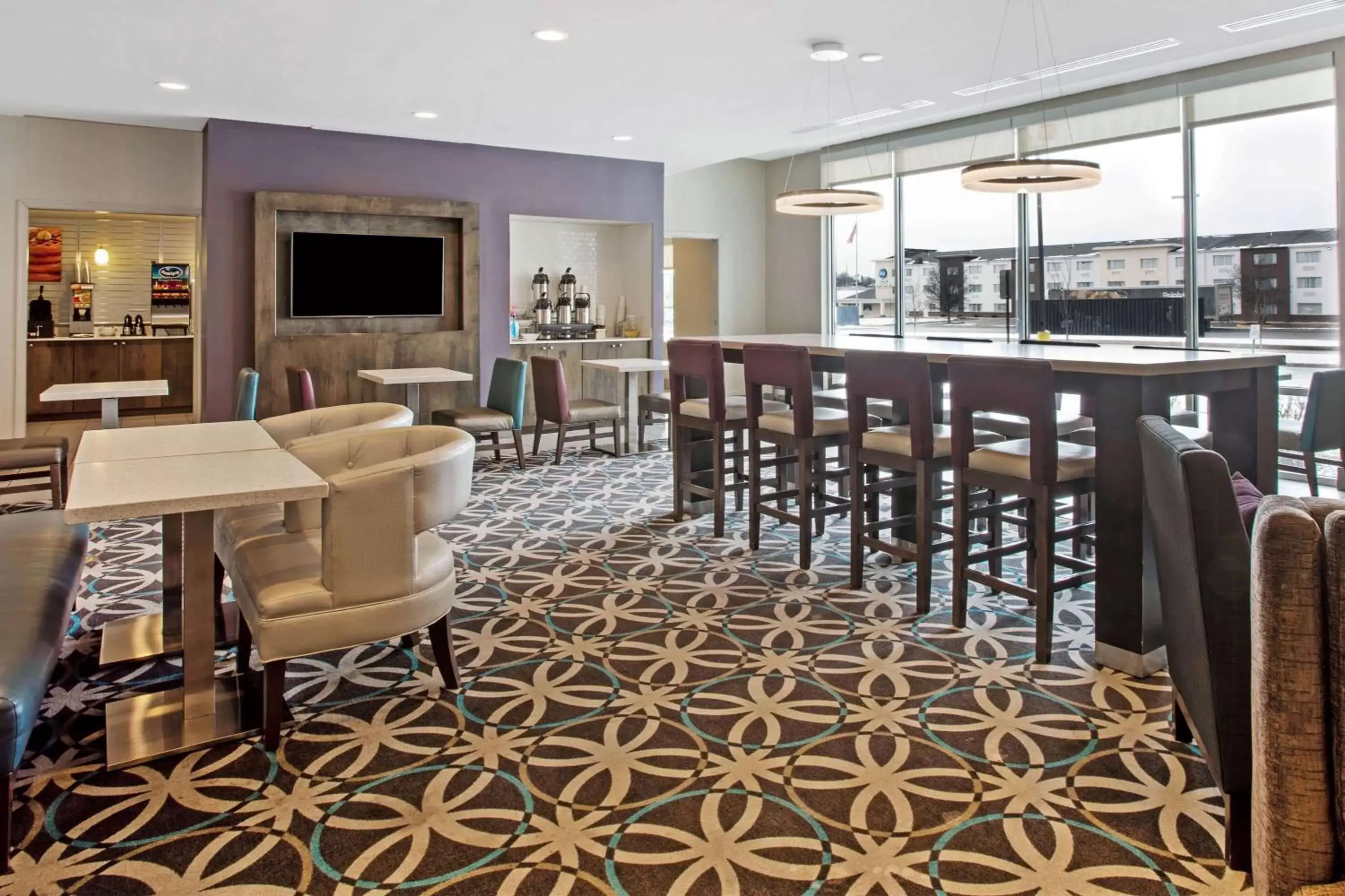 Restaurant/places to eat, Lounge/Bar in La Quinta by Wyndham York