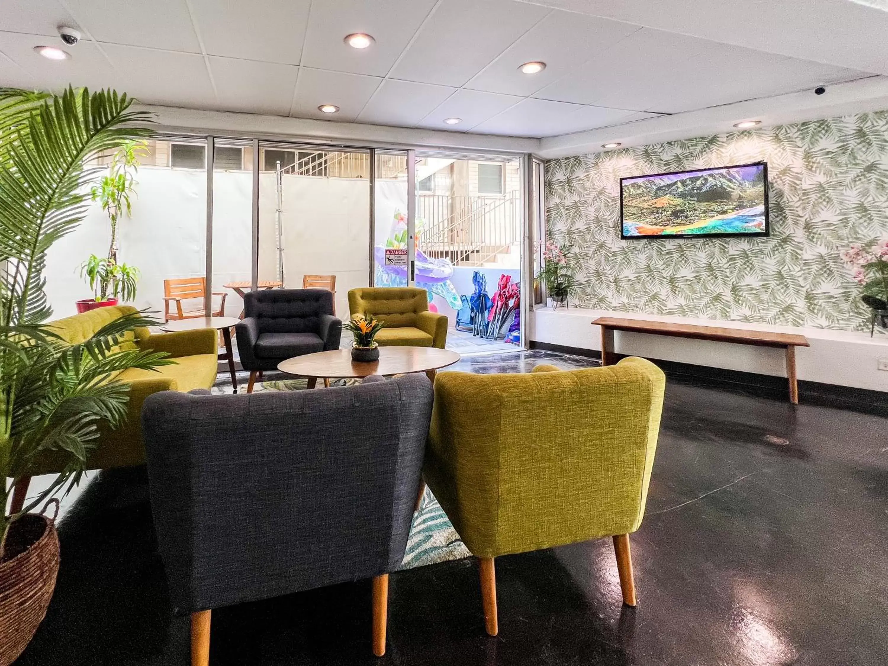 Seating area, Restaurant/Places to Eat in Stay Hotel Waikiki