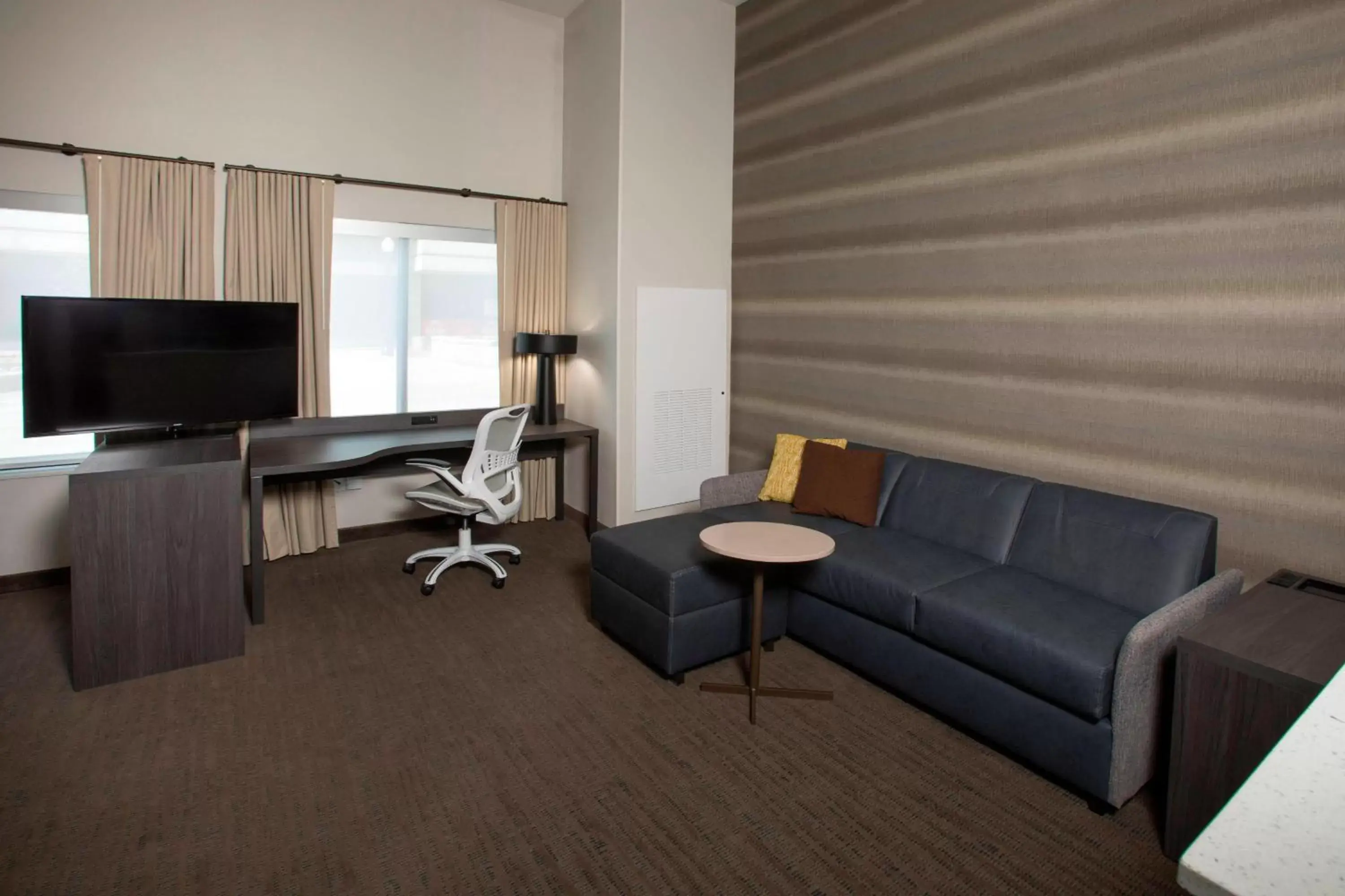 Living room, Seating Area in Residence Inn by Marriott Tulsa Downtown