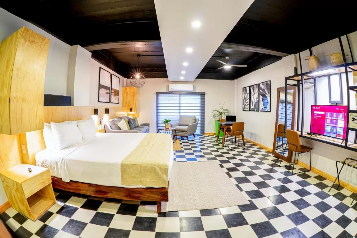 Guests in Joint Boutique Hotel