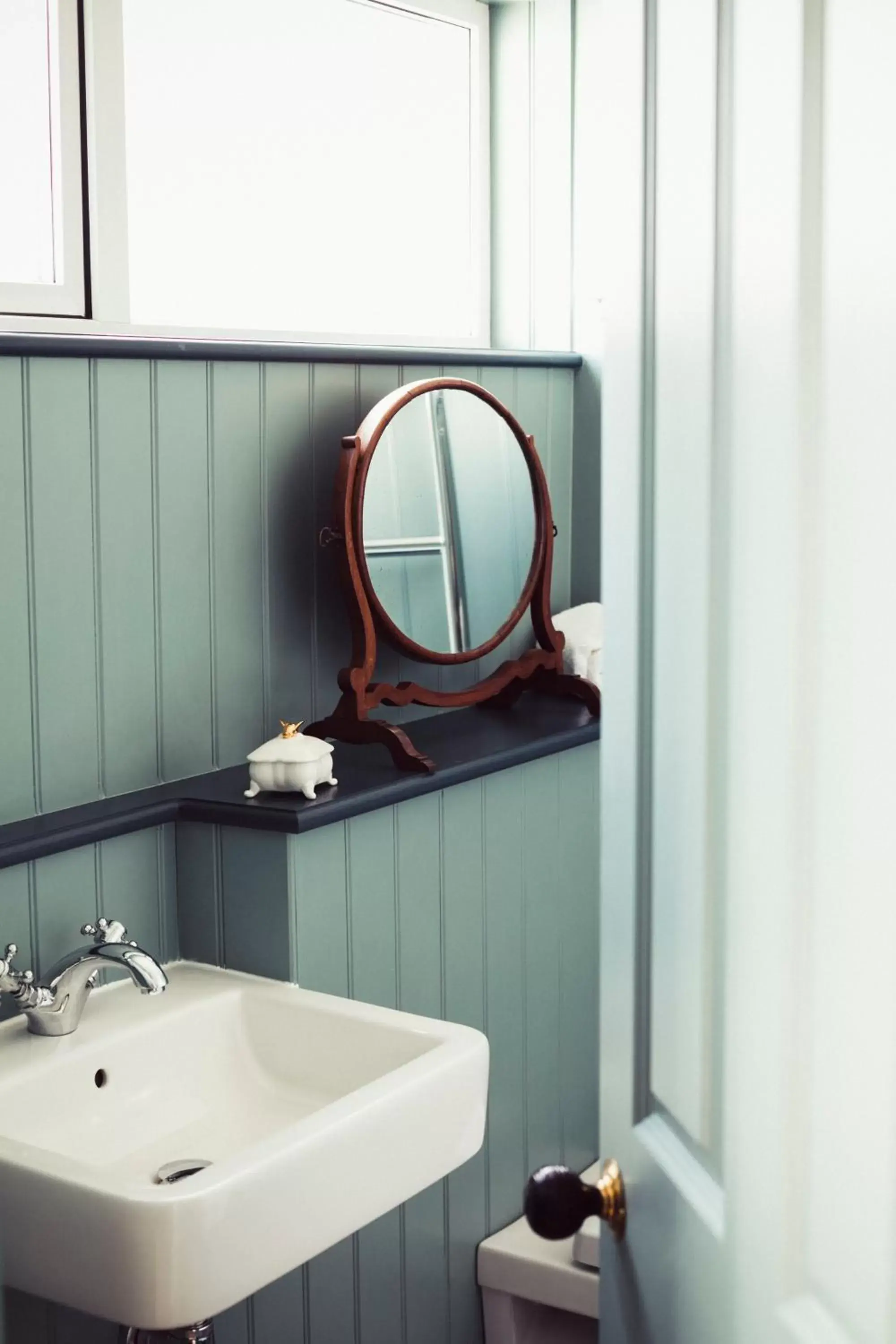 Bathroom in Merchants Manor Spa