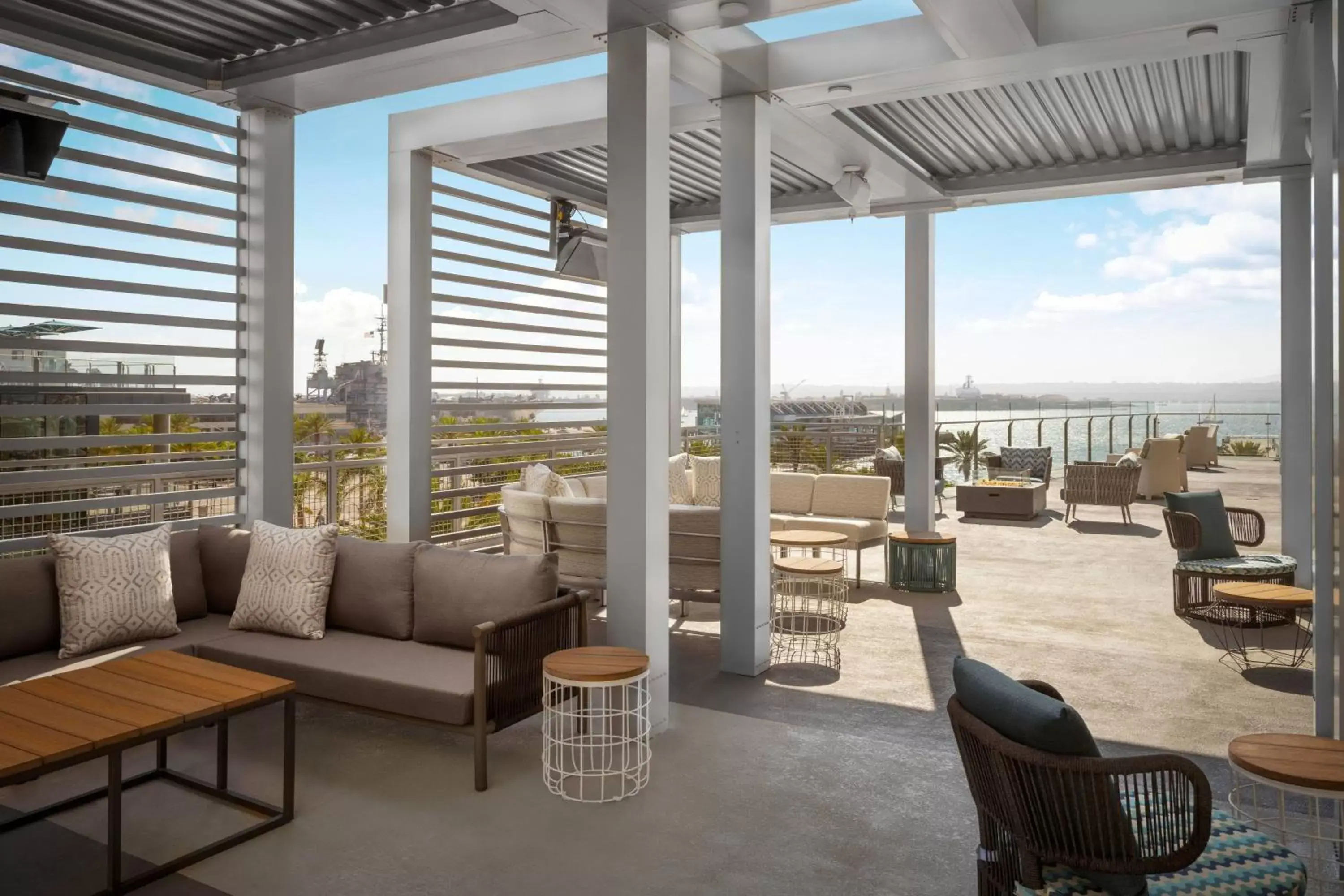 Restaurant/places to eat, Seating Area in Residence Inn by Marriott San Diego Downtown/Bayfront