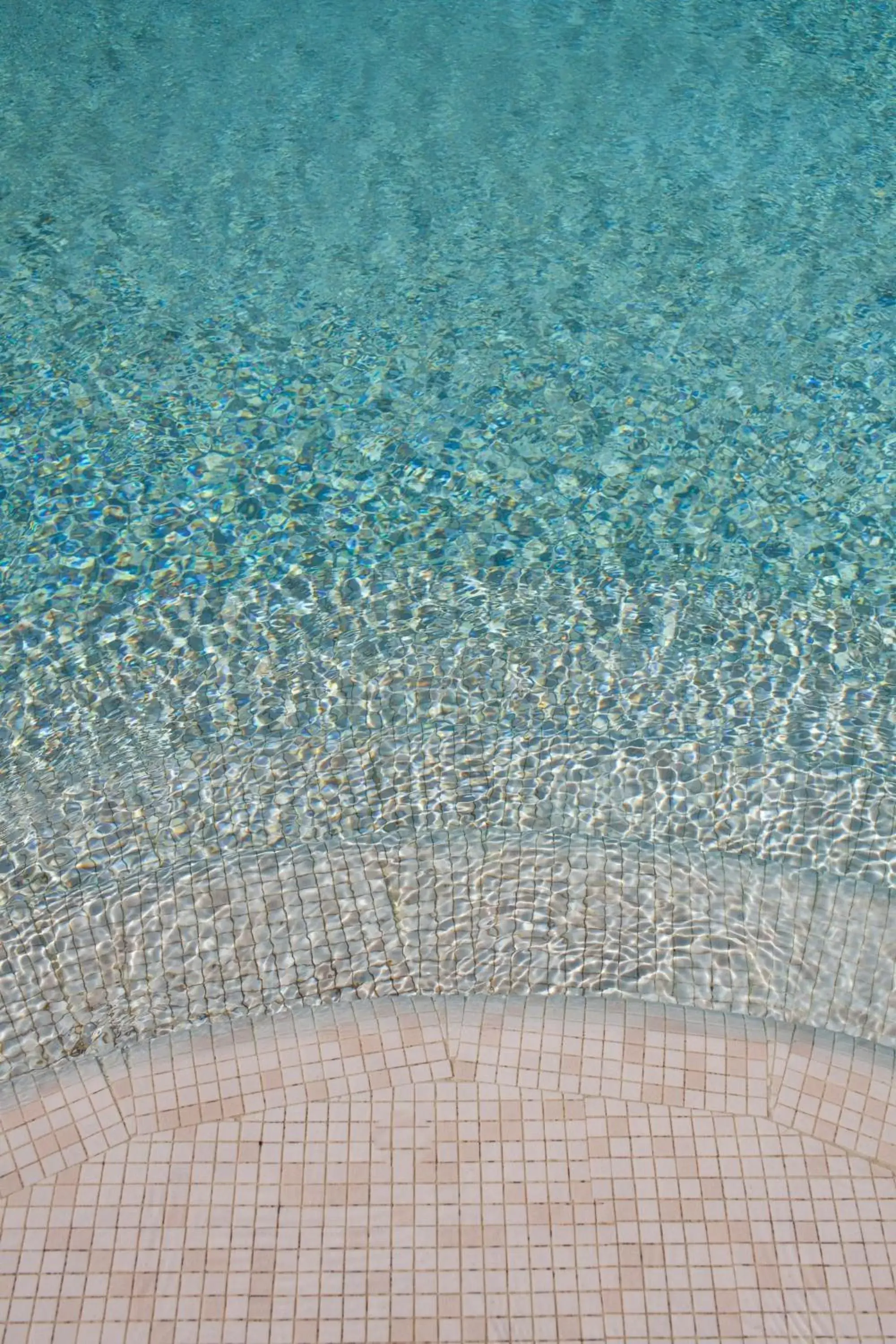 Swimming pool in Villa Cosy, hotel & spa
