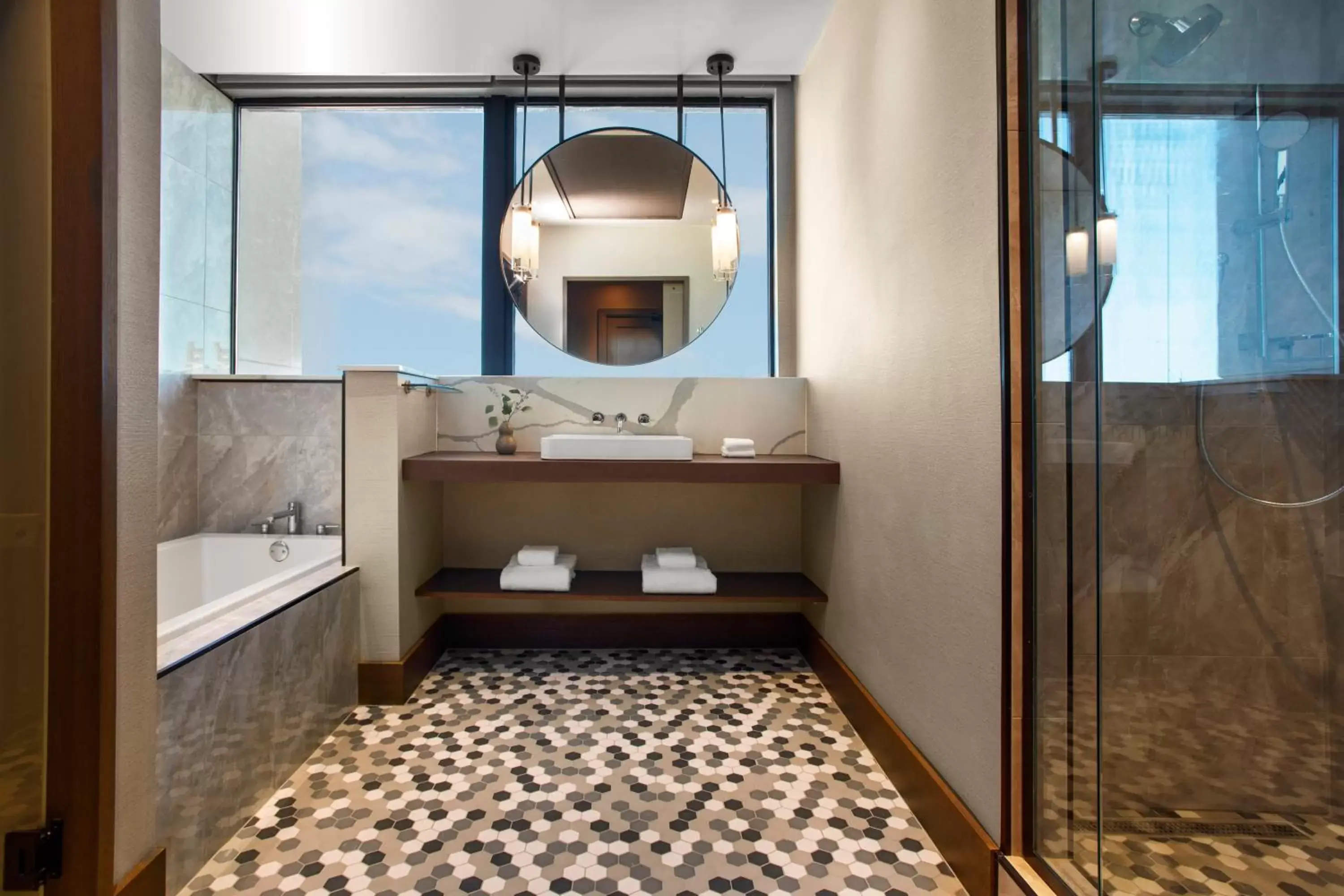 Photo of the whole room, Bathroom in Kimpton - Hotel Arras, an IHG Hotel