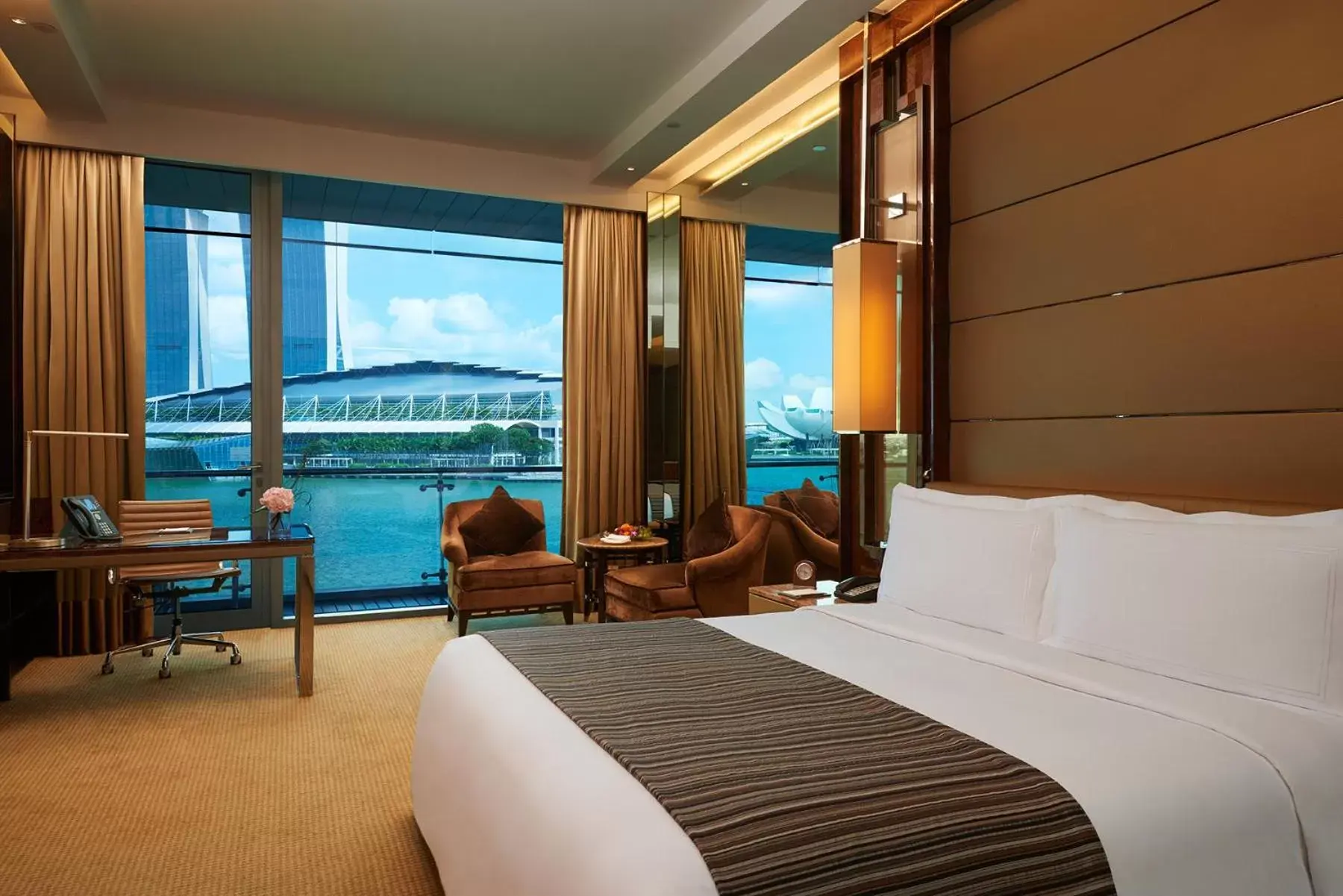 Bed in The Fullerton Bay Hotel Singapore