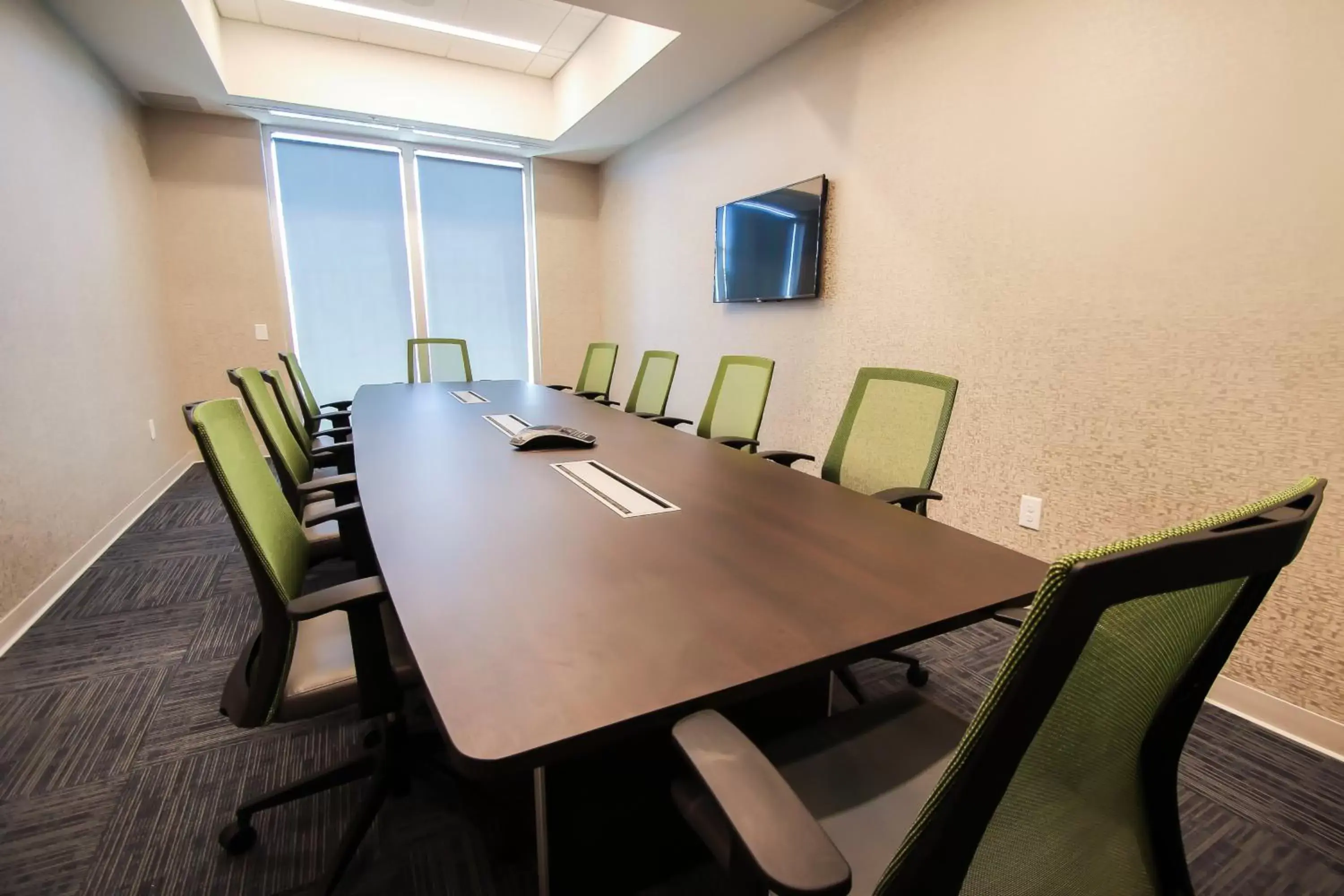 Meeting/conference room in Holiday Inn Express & Suites Miami Airport East, an IHG Hotel