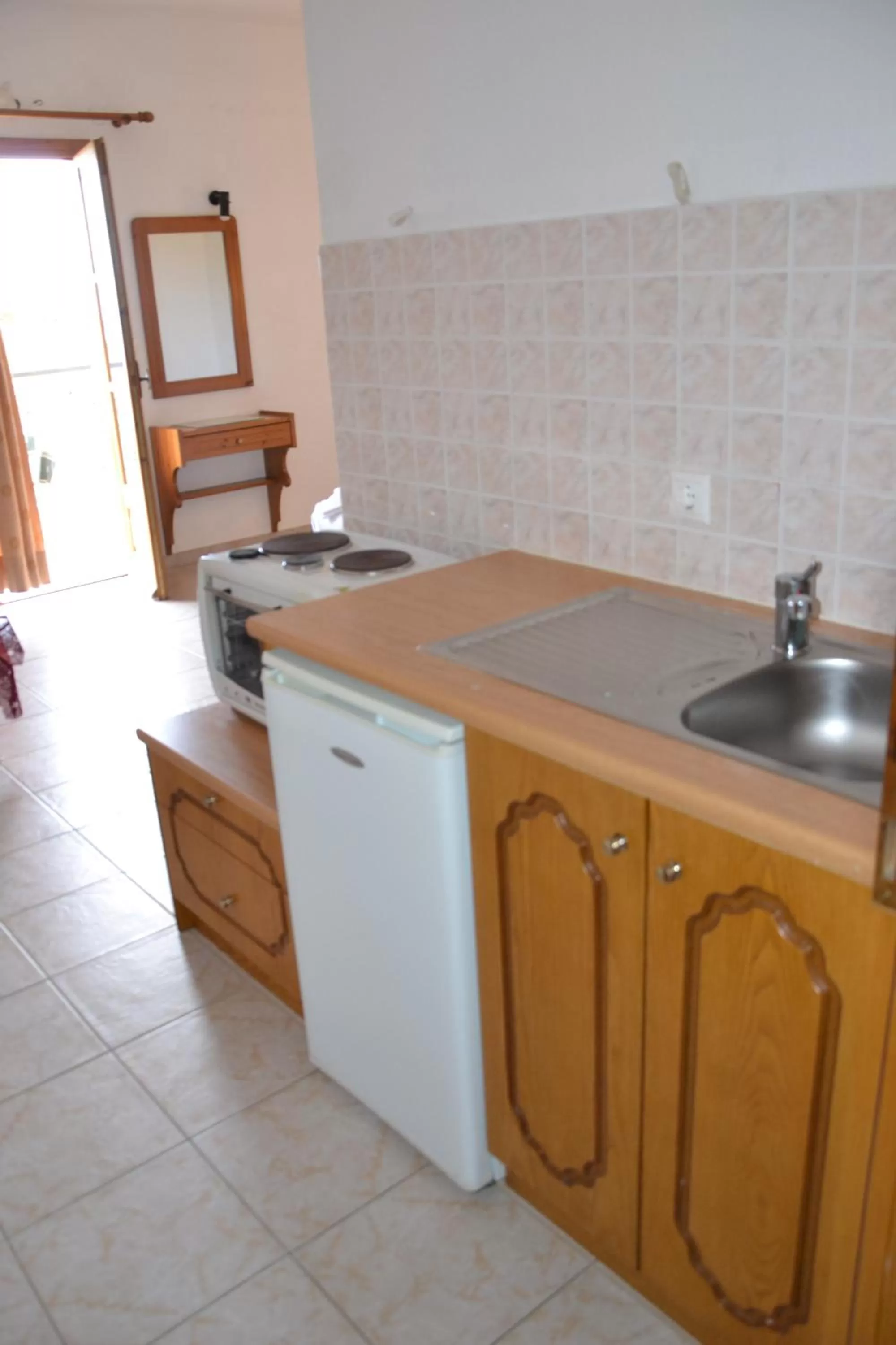 Kitchen or kitchenette in skiathos studios HL