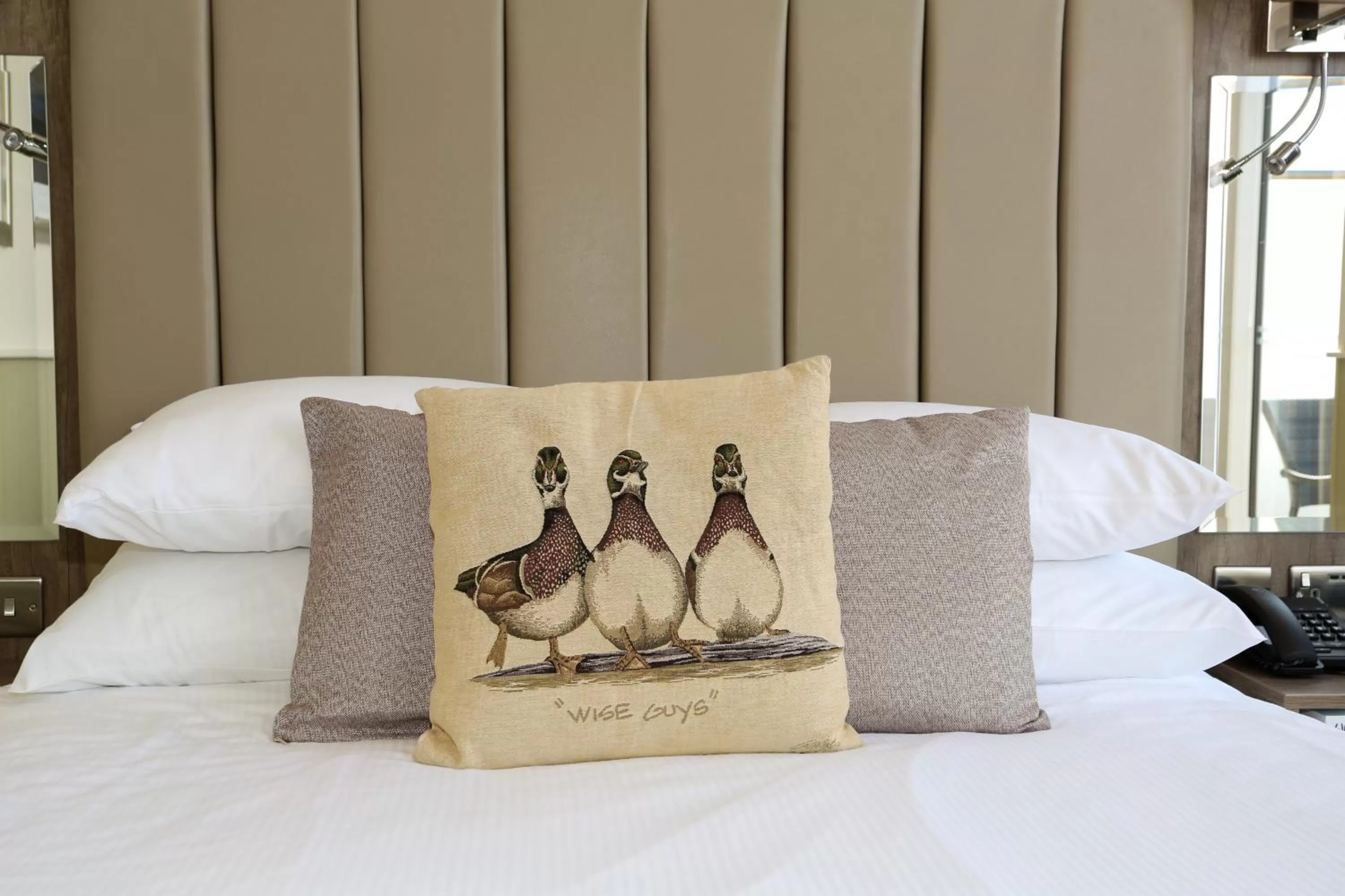 Bed in Duck Bay Hotel & Restaurant