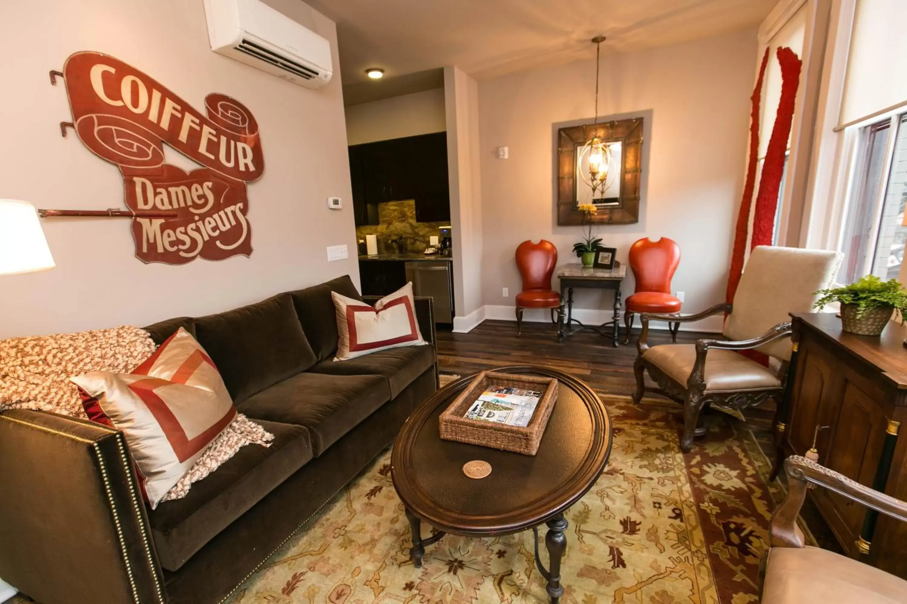 Living room, Seating Area in The Windsor - Asheville