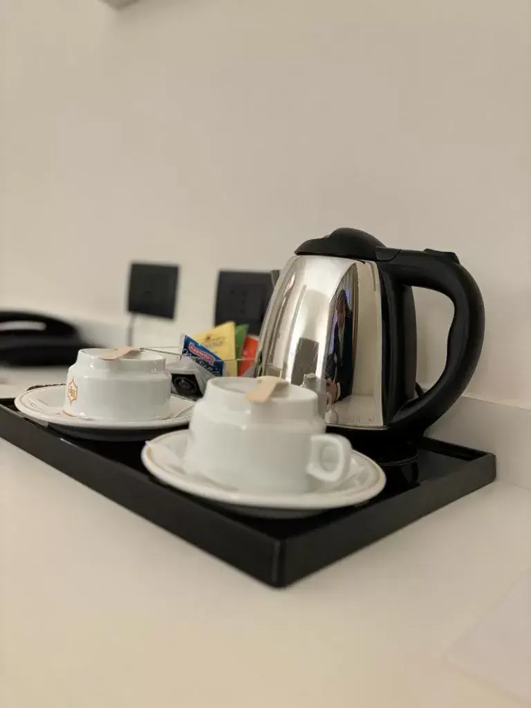 Coffee/tea facilities in Hotel Plaza