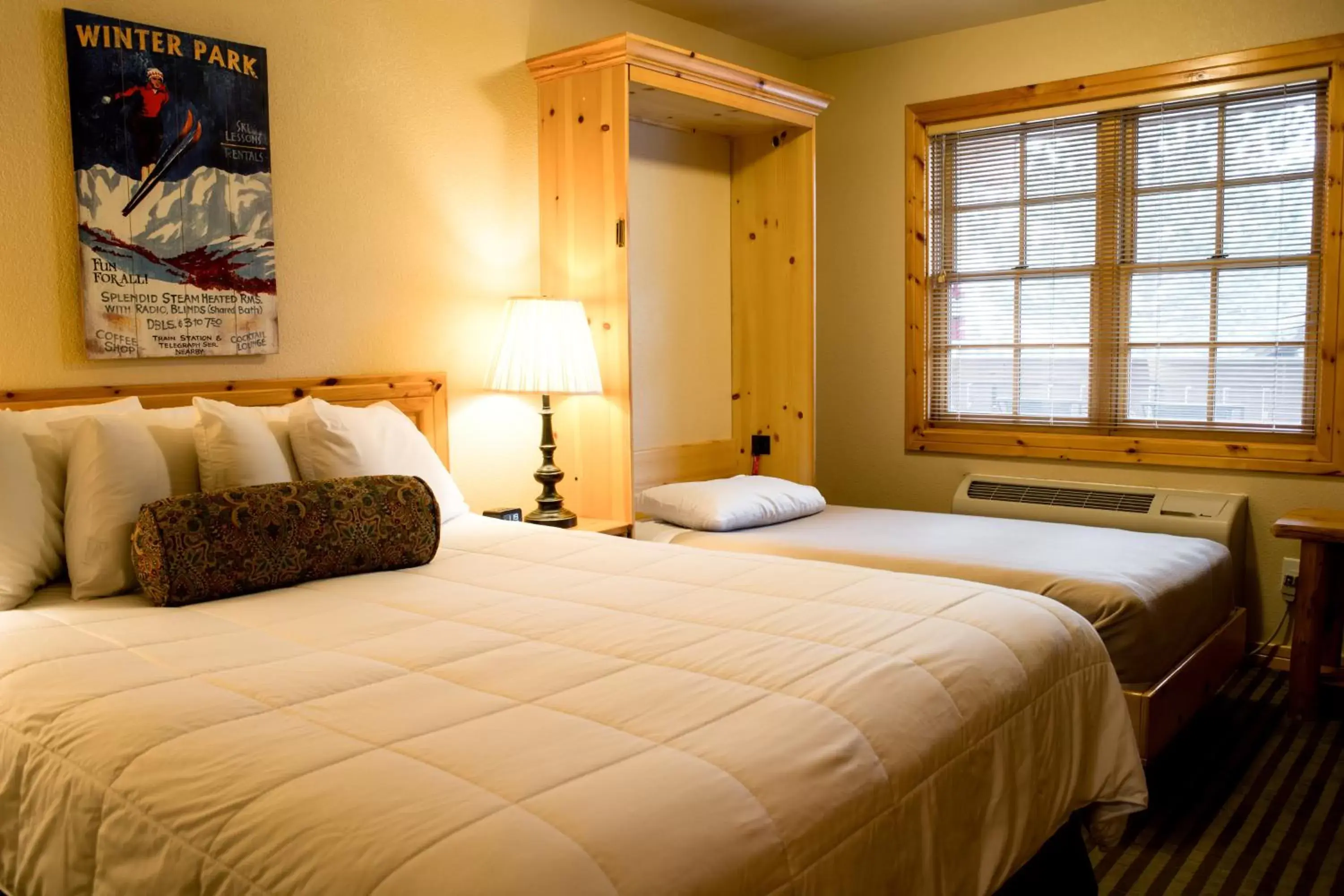 Photo of the whole room, Bed in Appenzell Inn