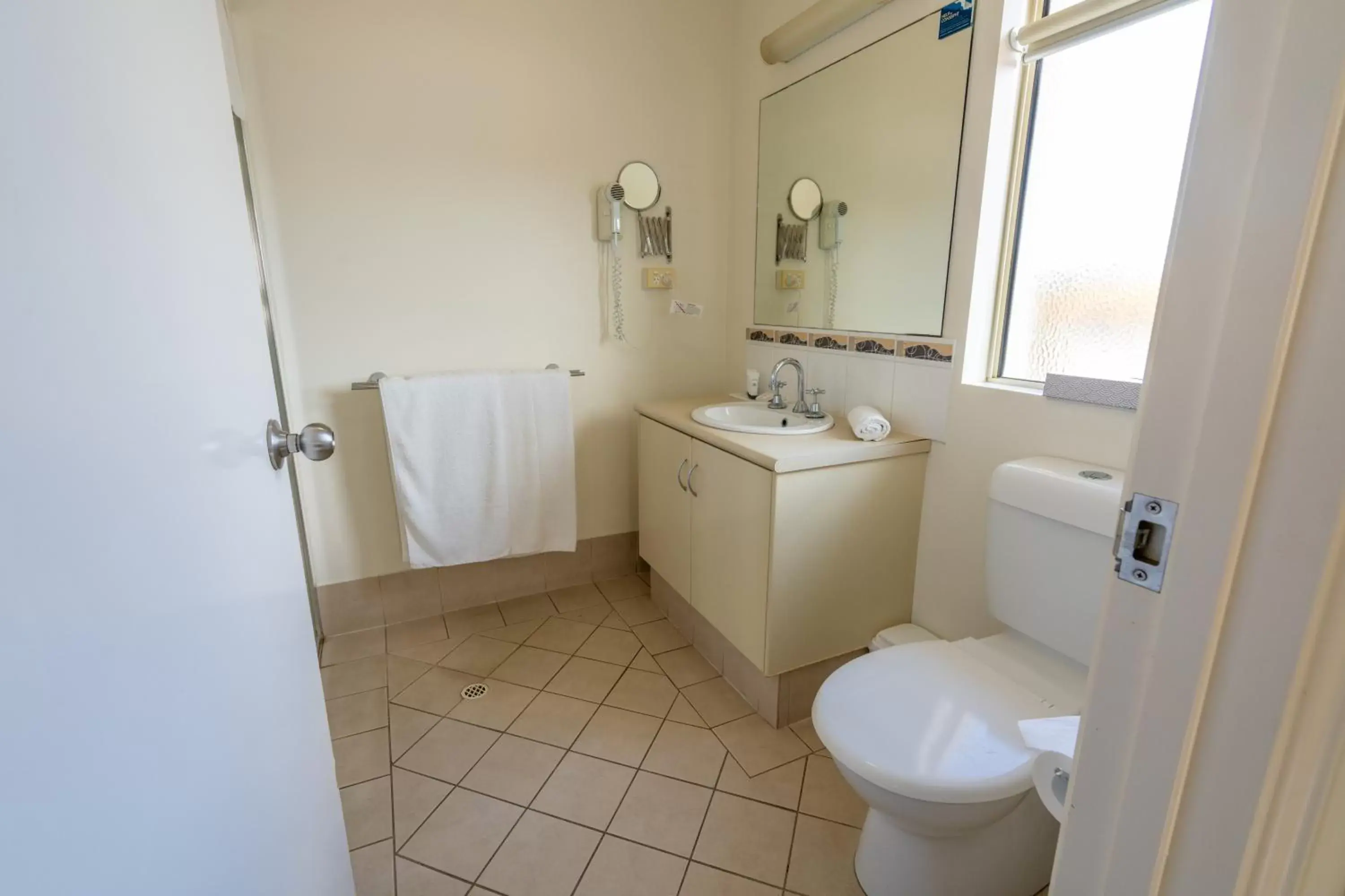 Toilet, Bathroom in Kalbarri Edge Resort