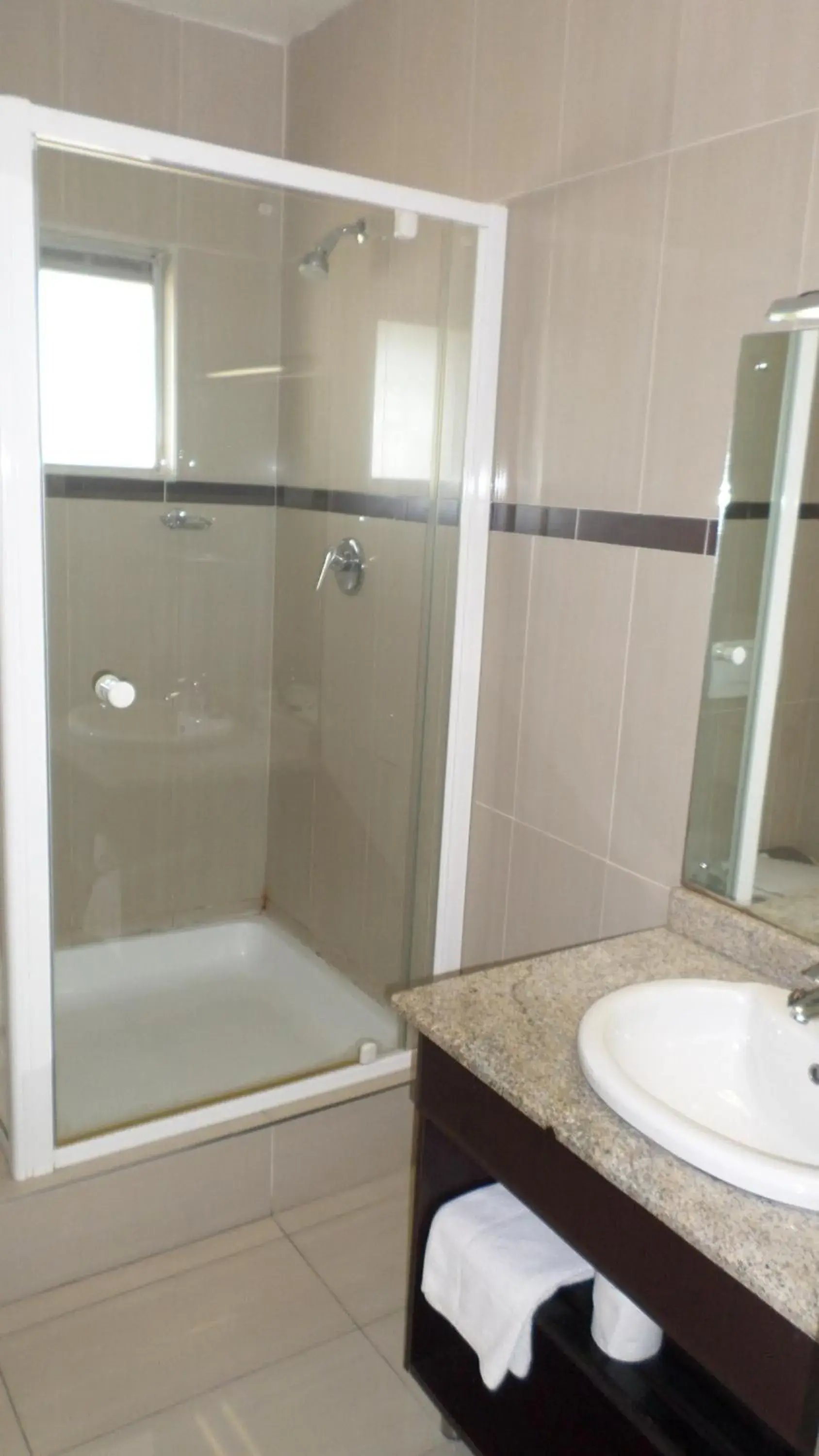 Shower, Bathroom in Coastlands Durban Self Catering Holiday Apartments