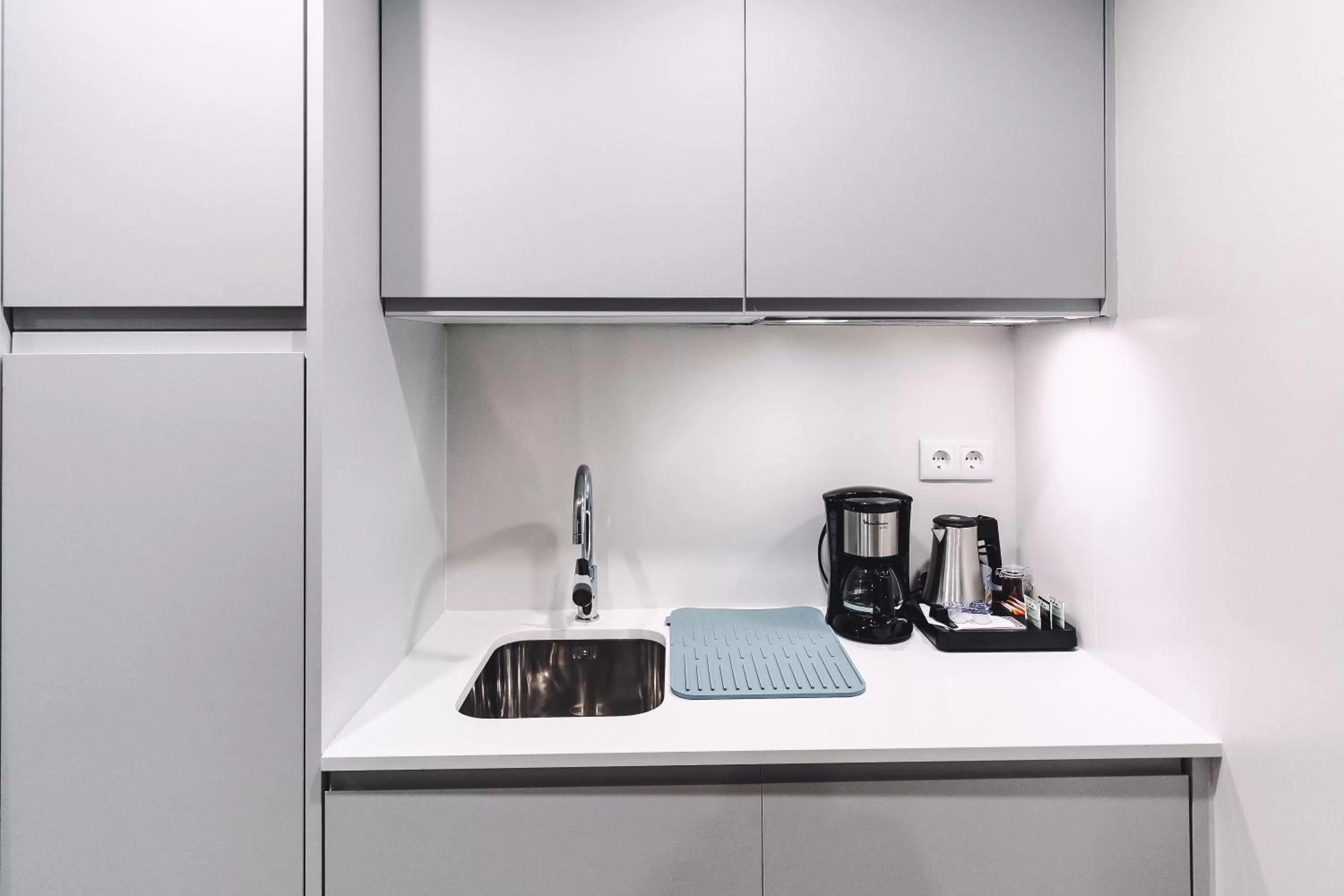 Coffee/tea facilities in GBH Hotel-Apartamentos Estrella de Mar