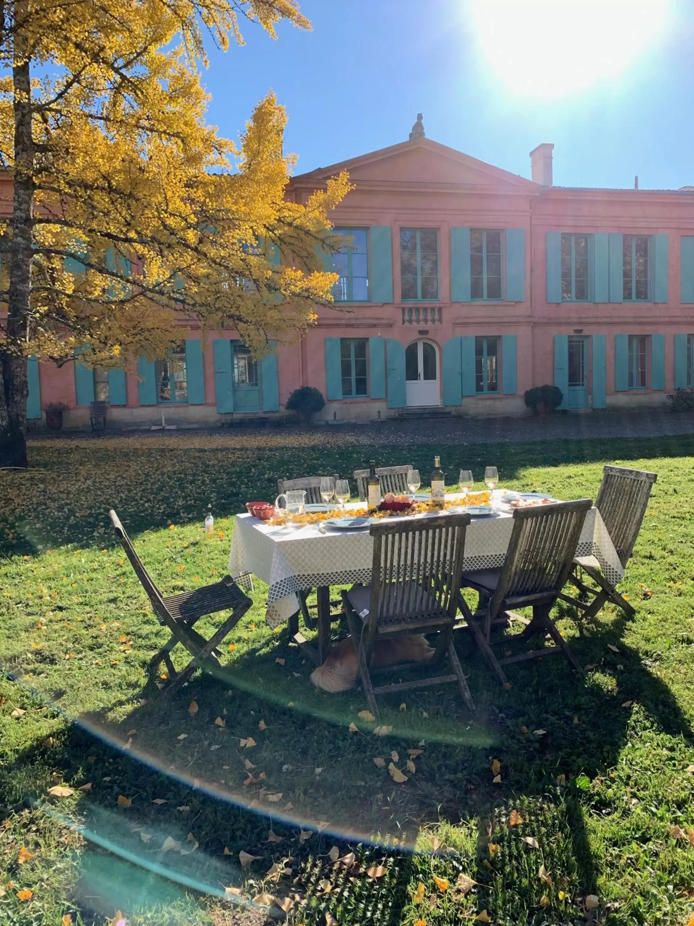 Property Building in Chateau Pont Saint-Martin