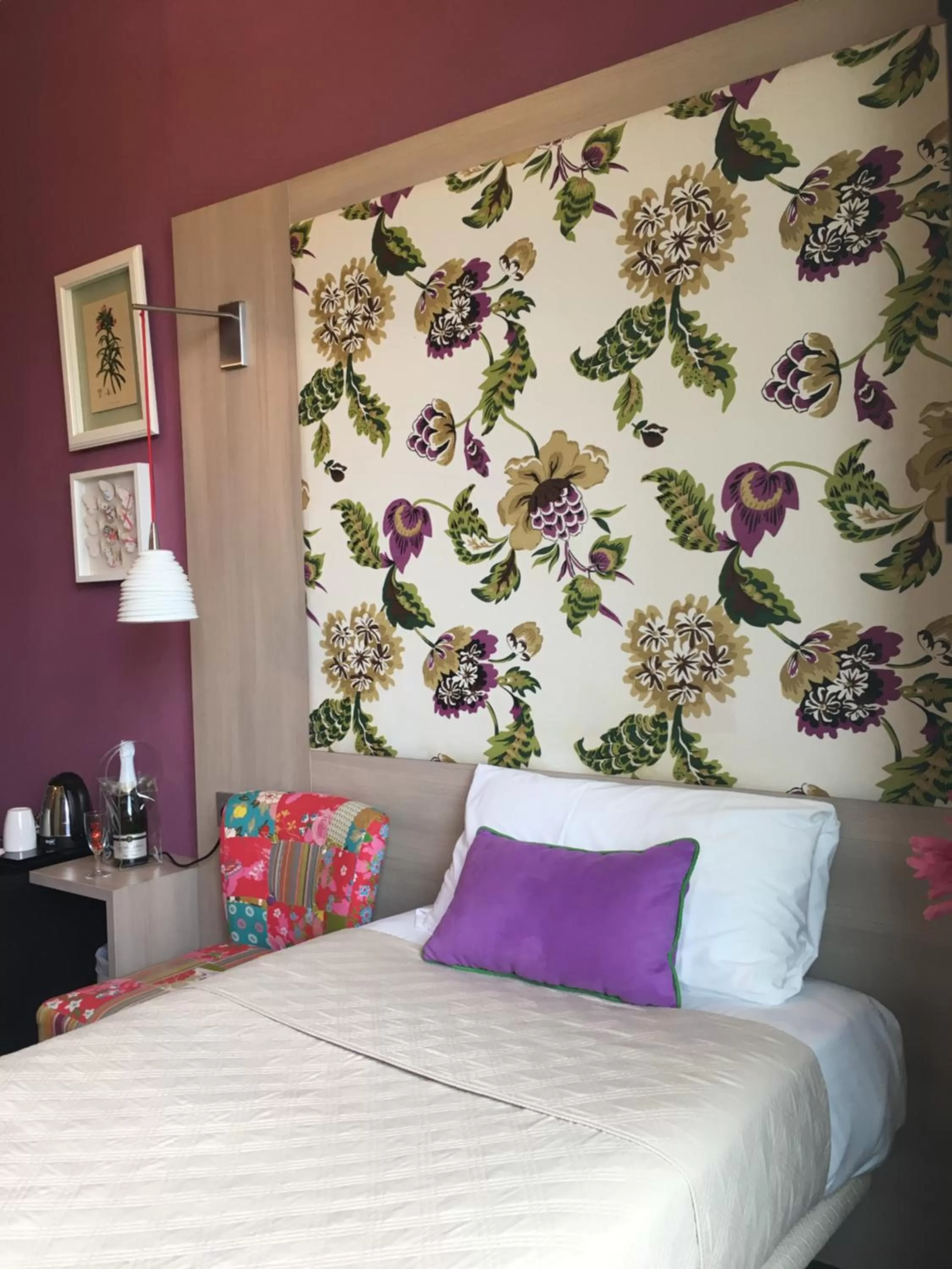 Bed in Hotel Ginebra