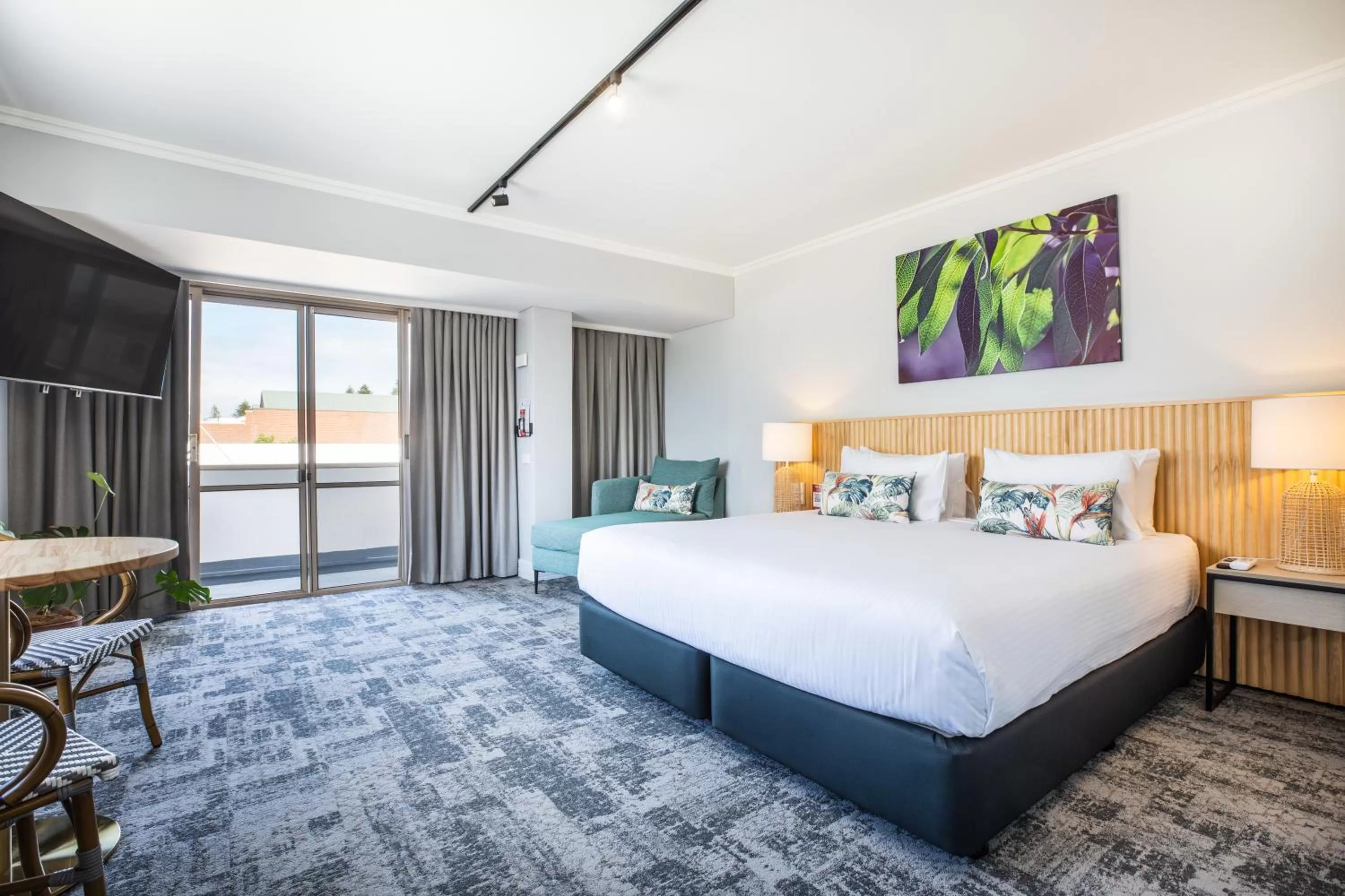 Photo of the whole room, Bed in Nightcap at Hotel Victor