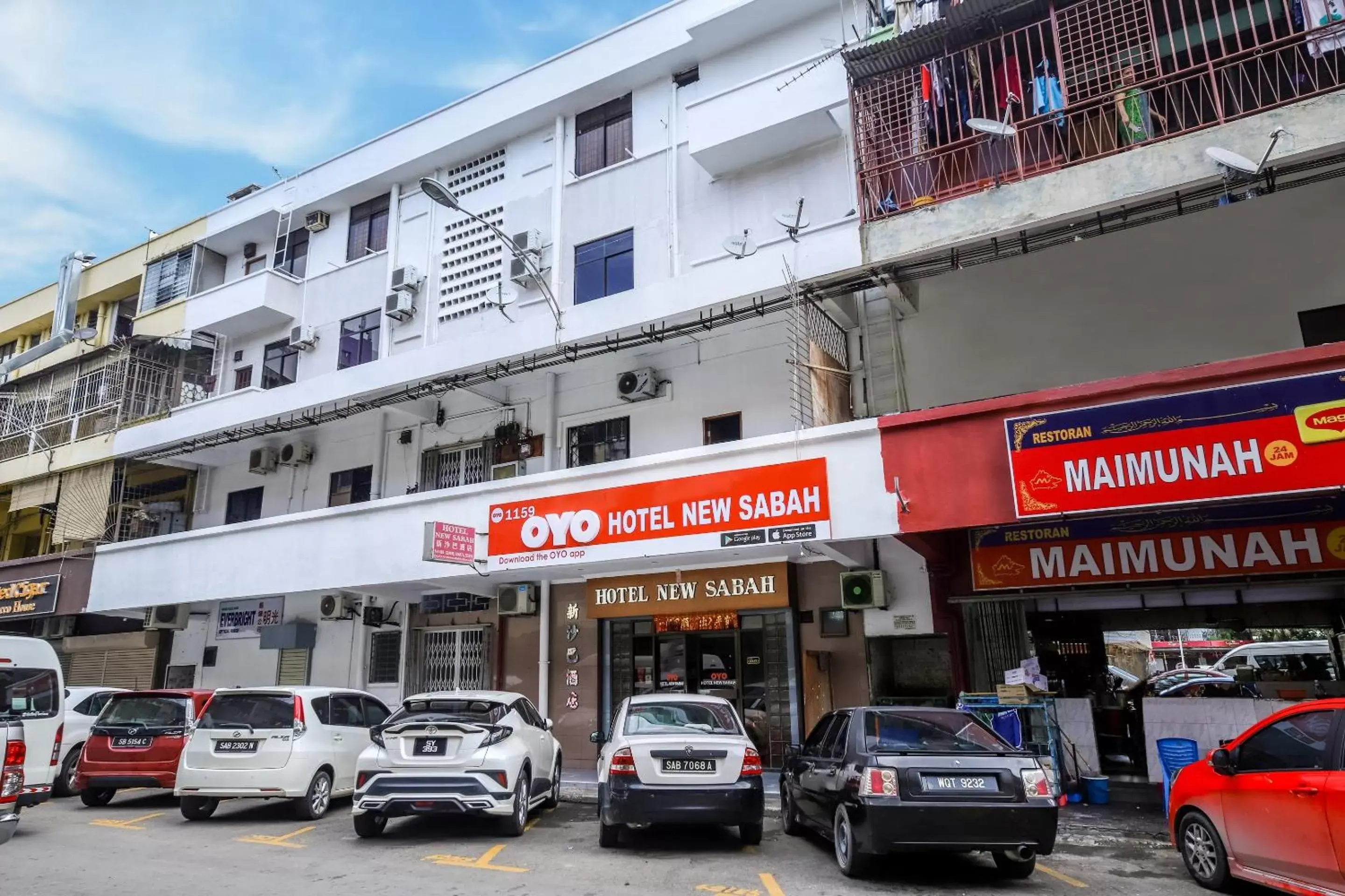 Facade/entrance in OYO 1159 Hotel New Sabah