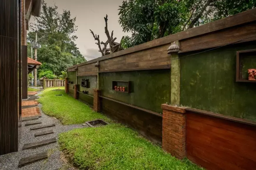 Garden, Property Building in Ingmon House