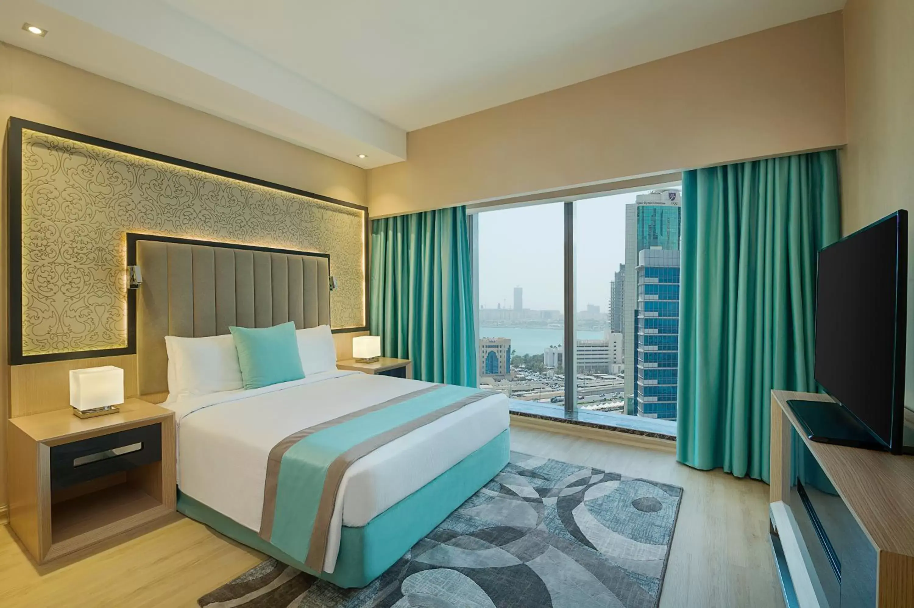 Bed in Wyndham Doha West Bay