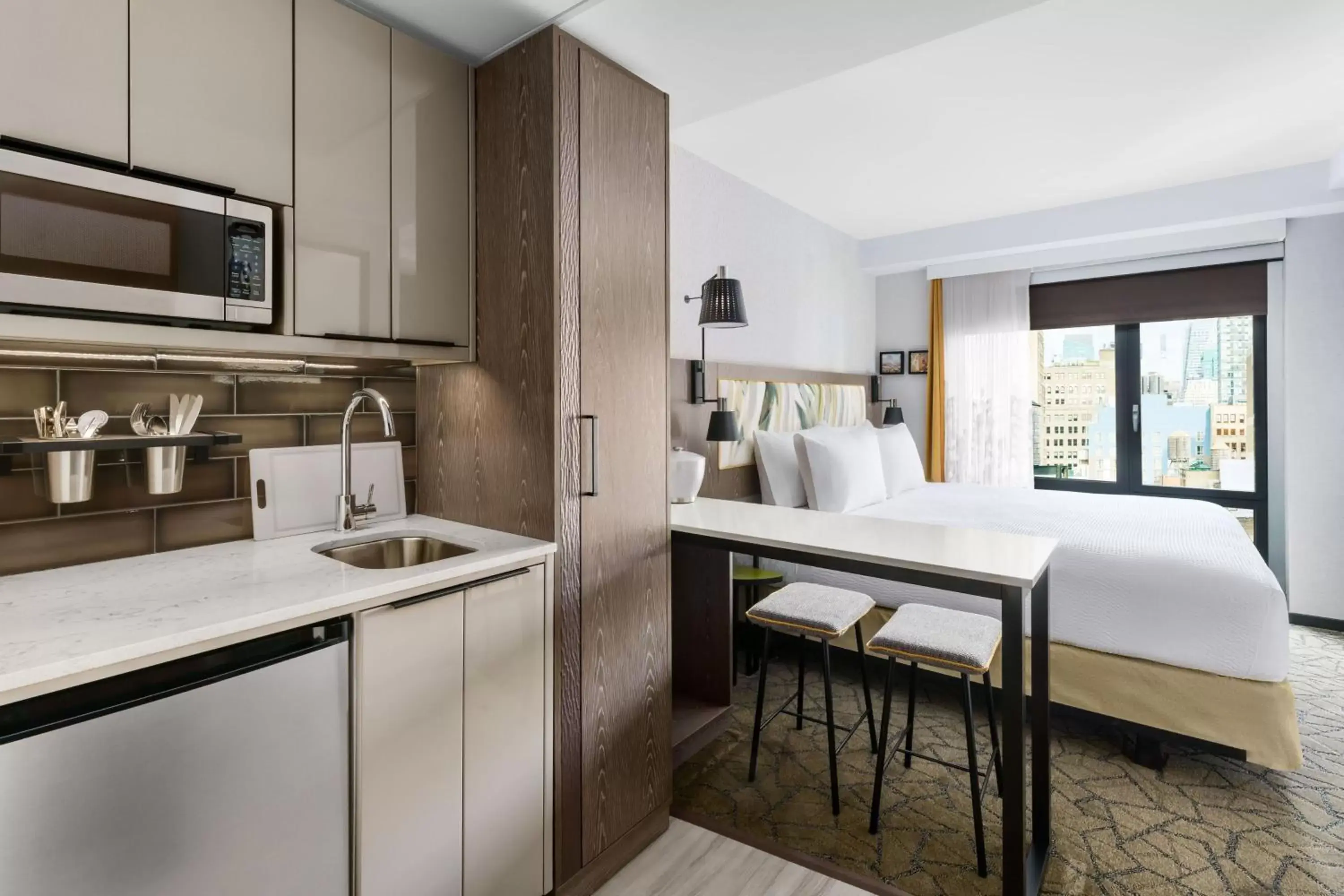 Kitchen or kitchenette, Kitchen/Kitchenette in TownePlace Suites by Marriott New York Manhattan/Chelsea