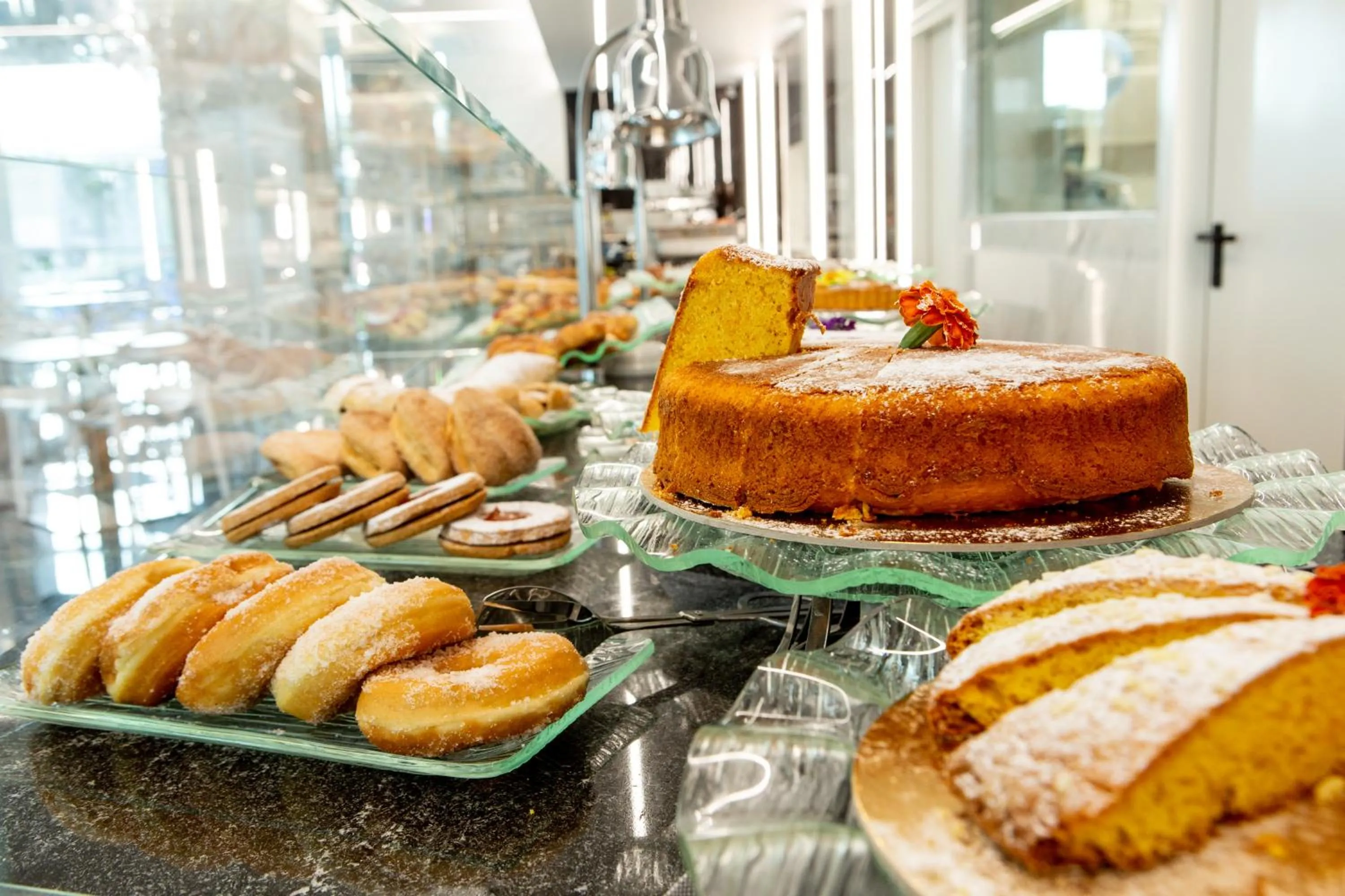 Food and drinks in Hotel Due Mari & SPA