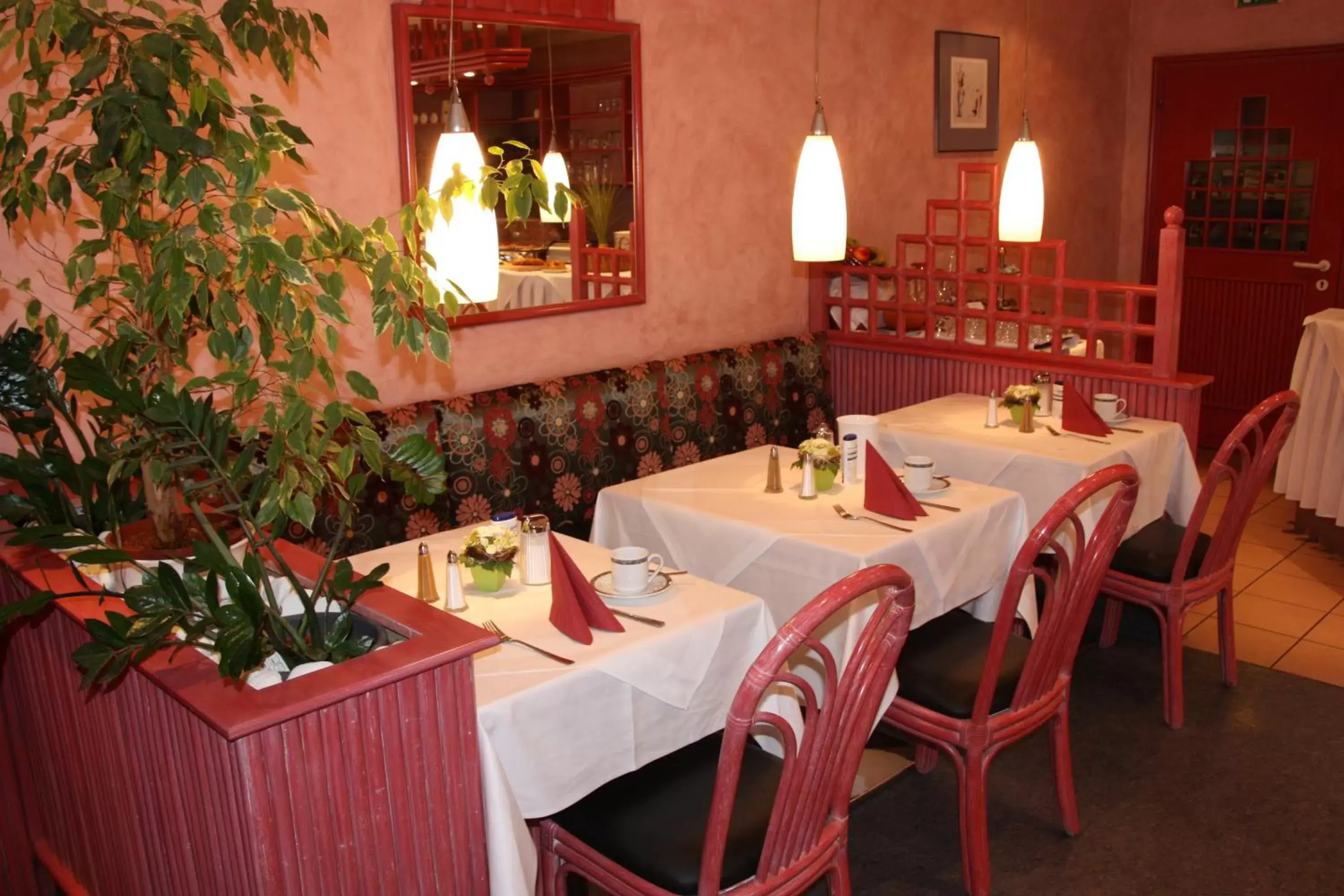 Restaurant/places to eat in Art-Hotel Erlangen Restaurant/places to eat in Art-Hotel Erlangen