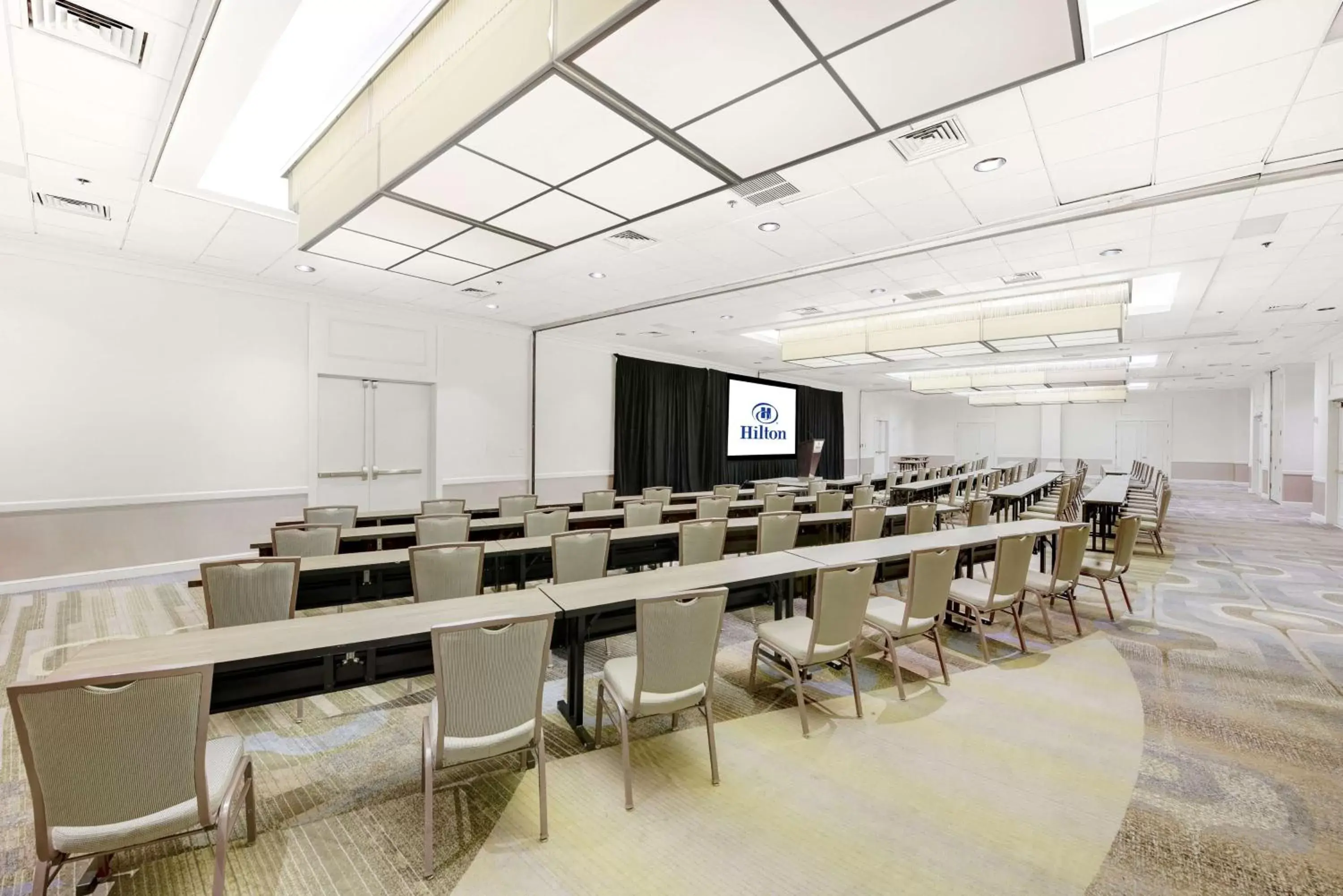 Meeting/conference room in Hilton Arlington National Landing